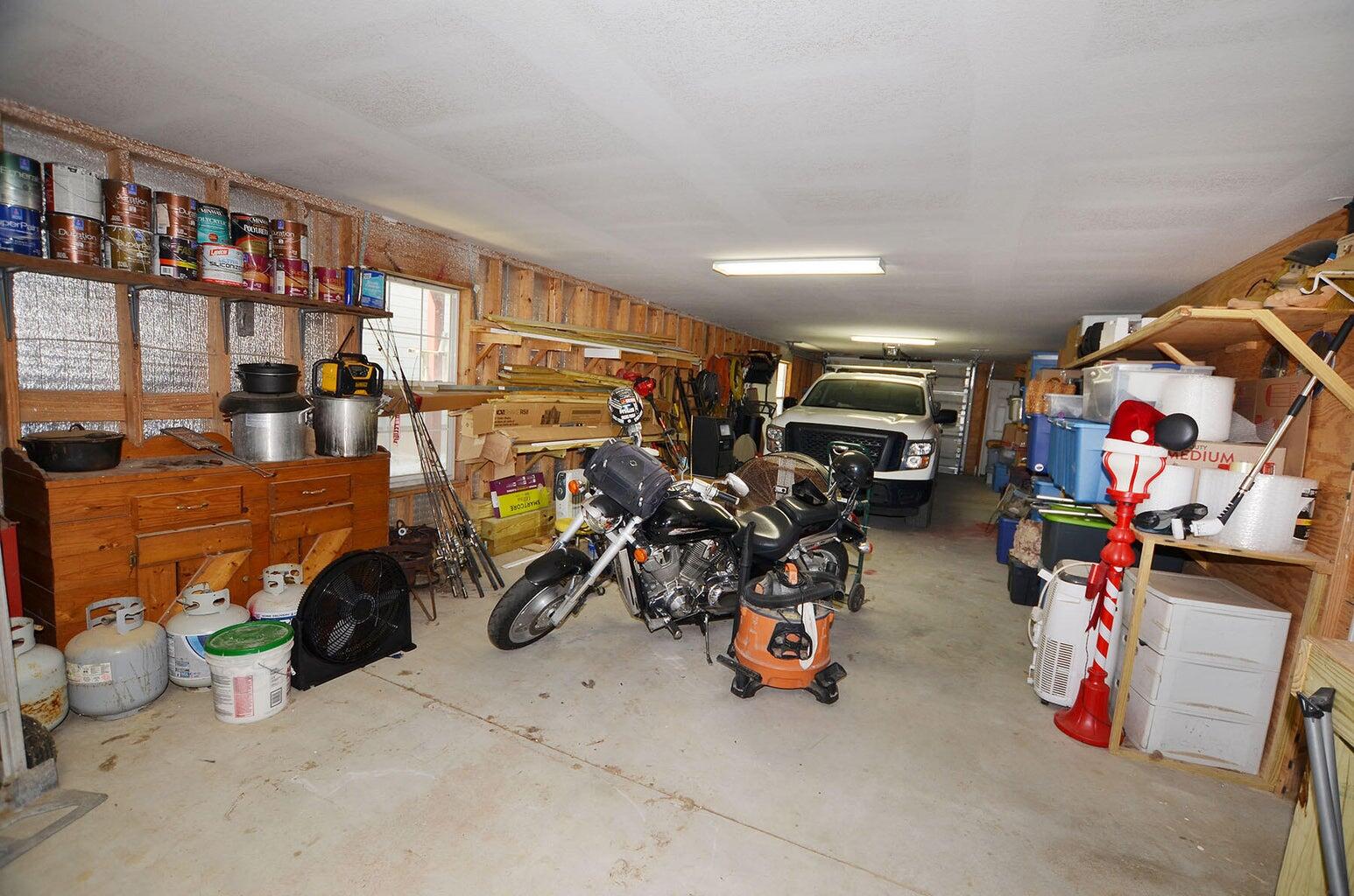 main property photo 81
