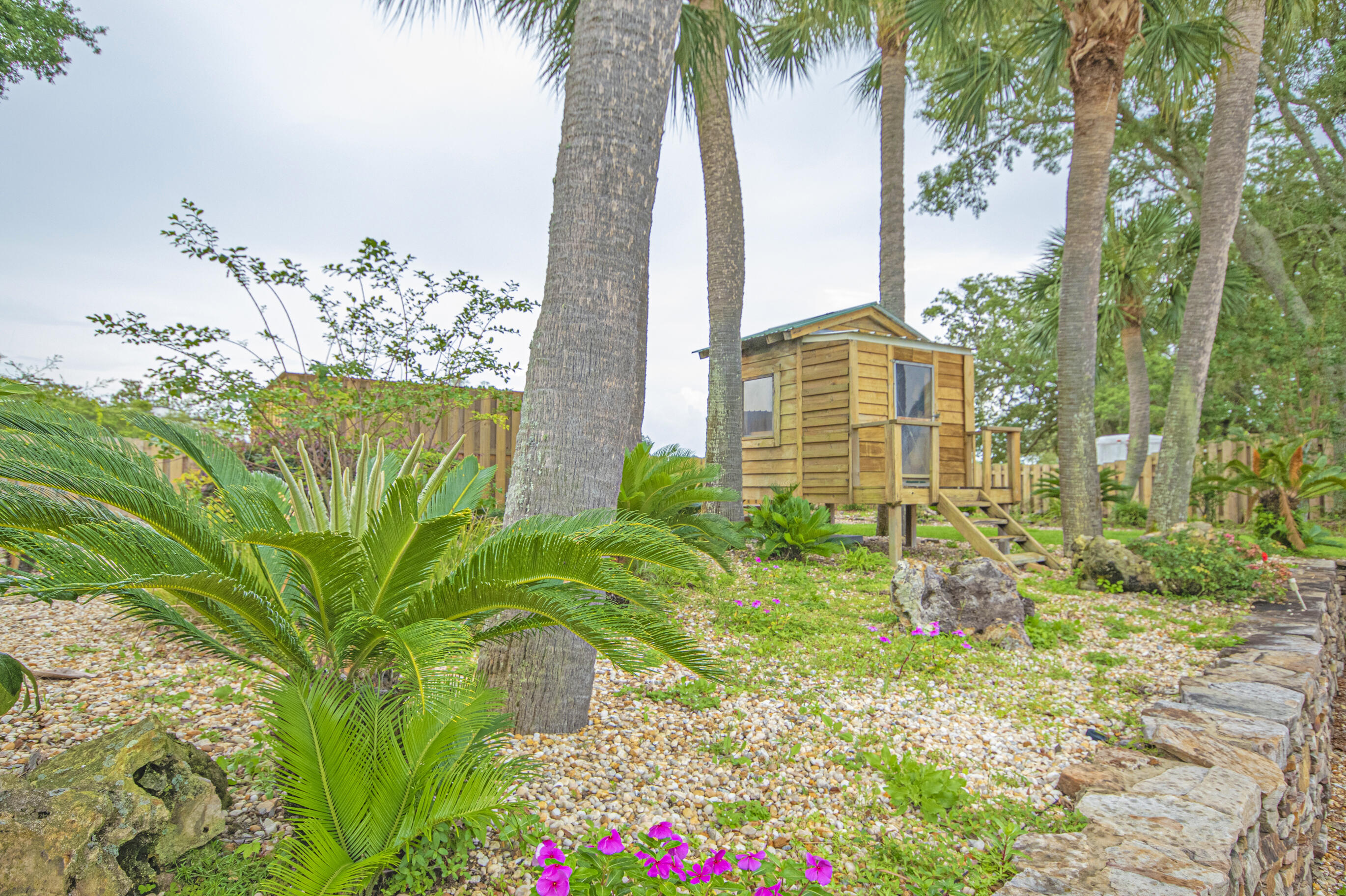 main property photo 76