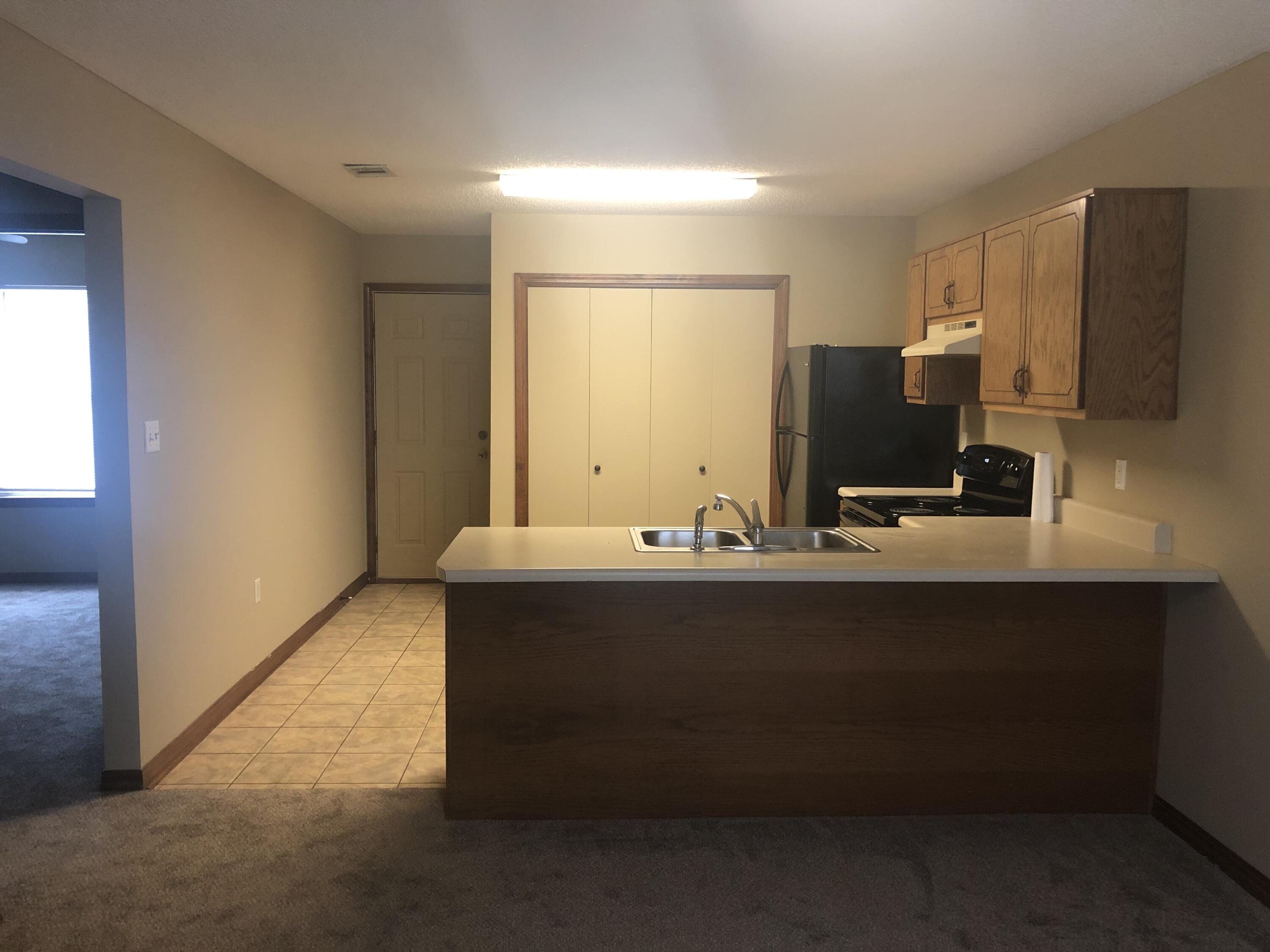 property viewer photo 3