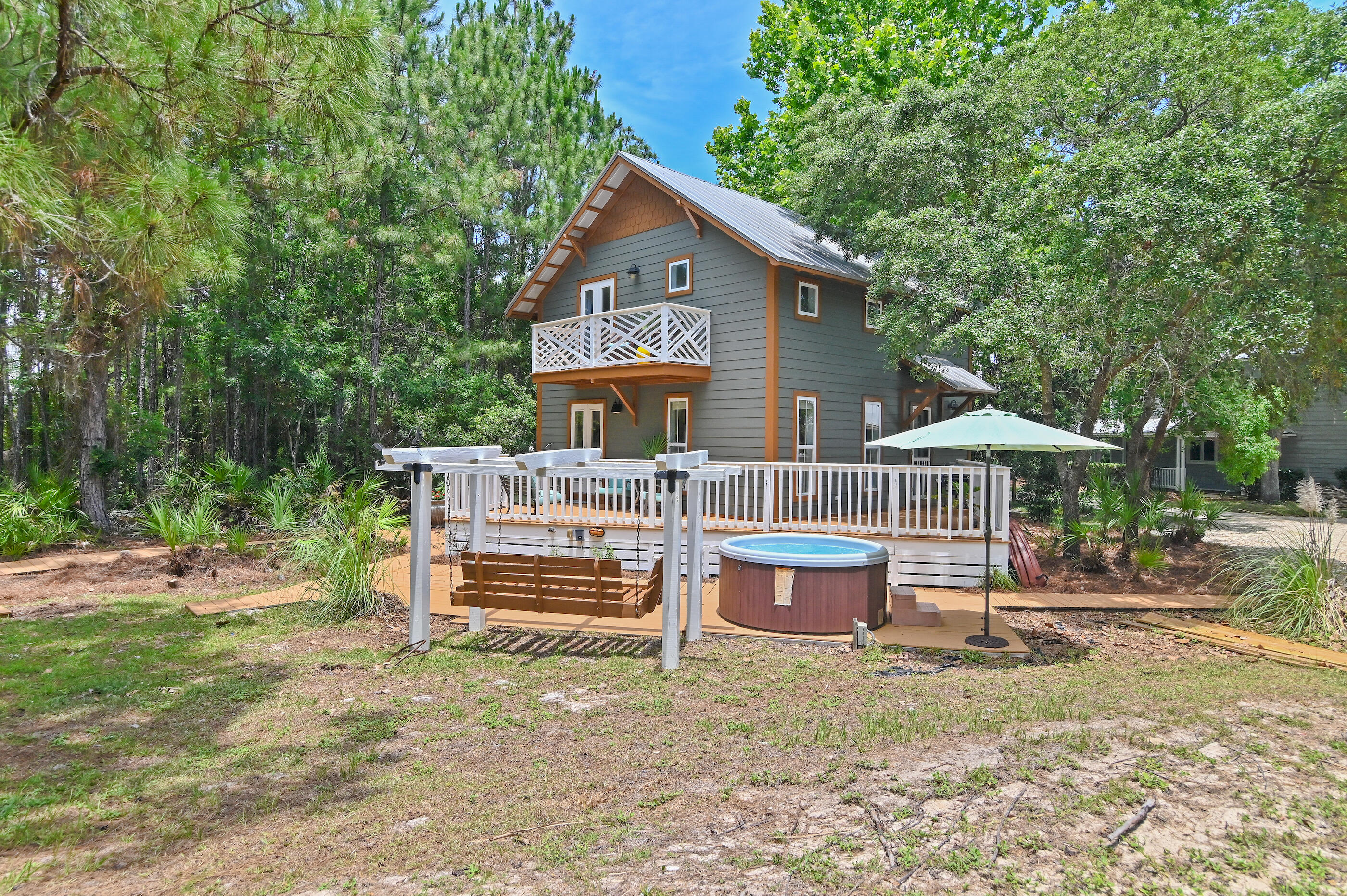 main property photo 35