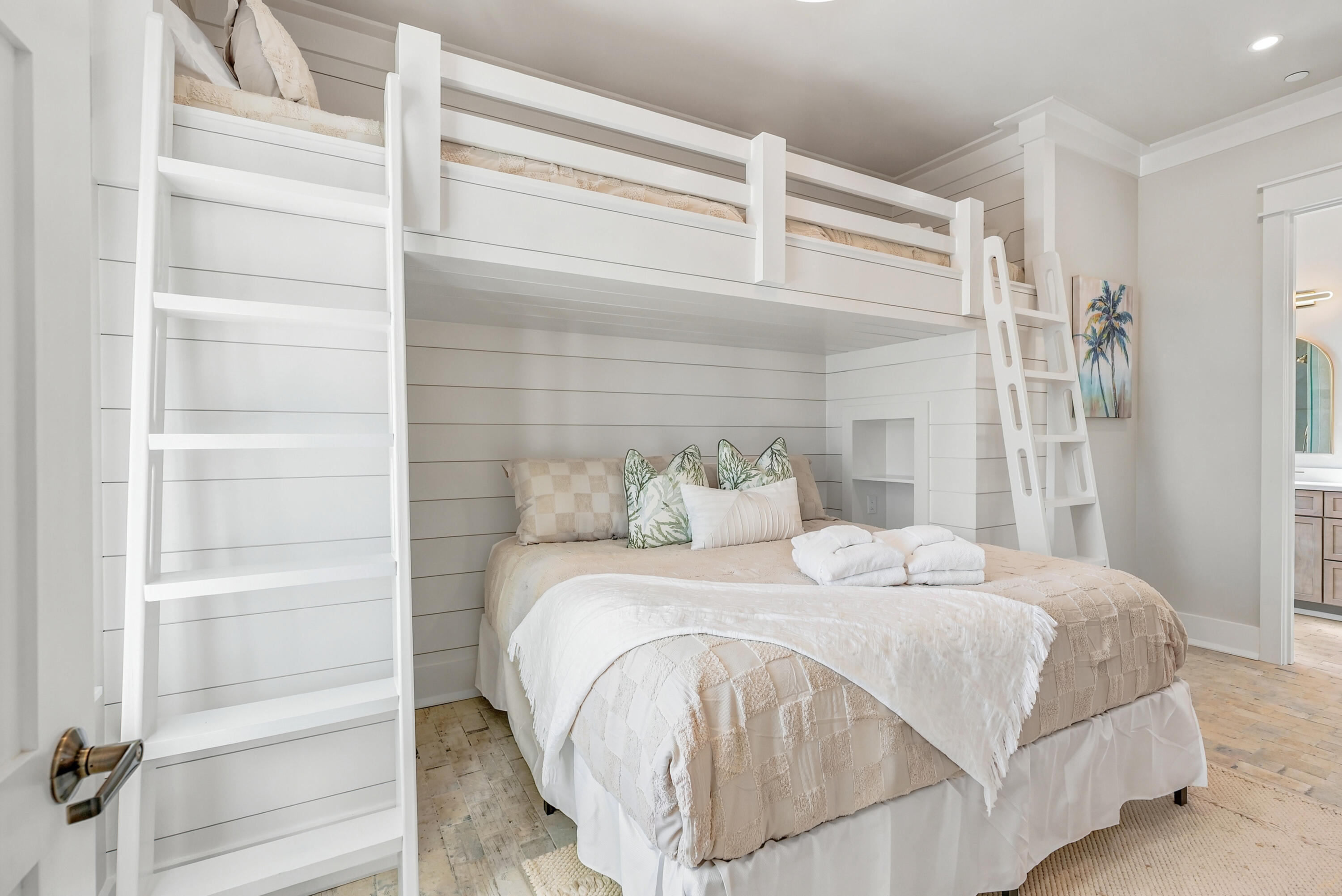 main property photo 70
