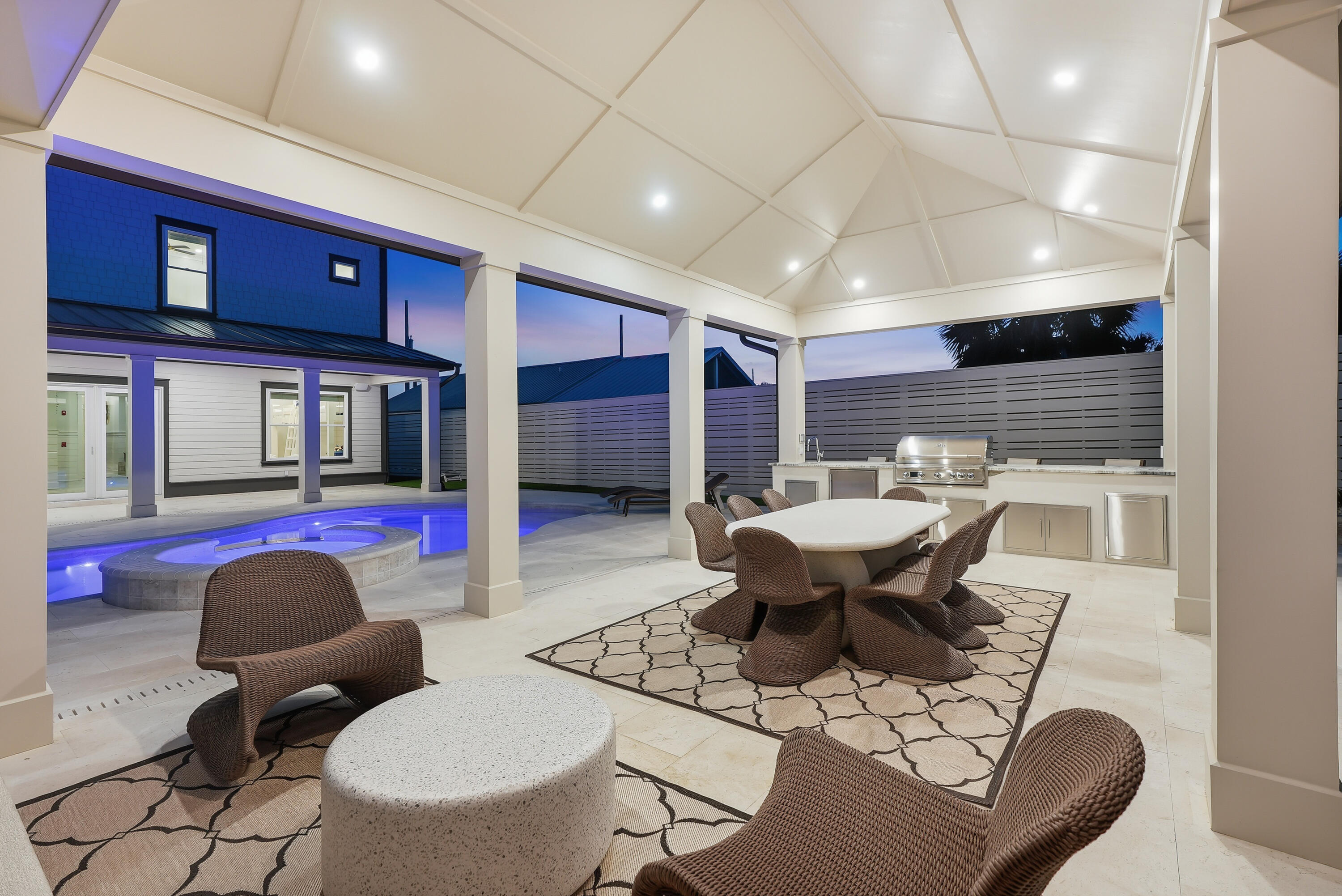 main property photo 90