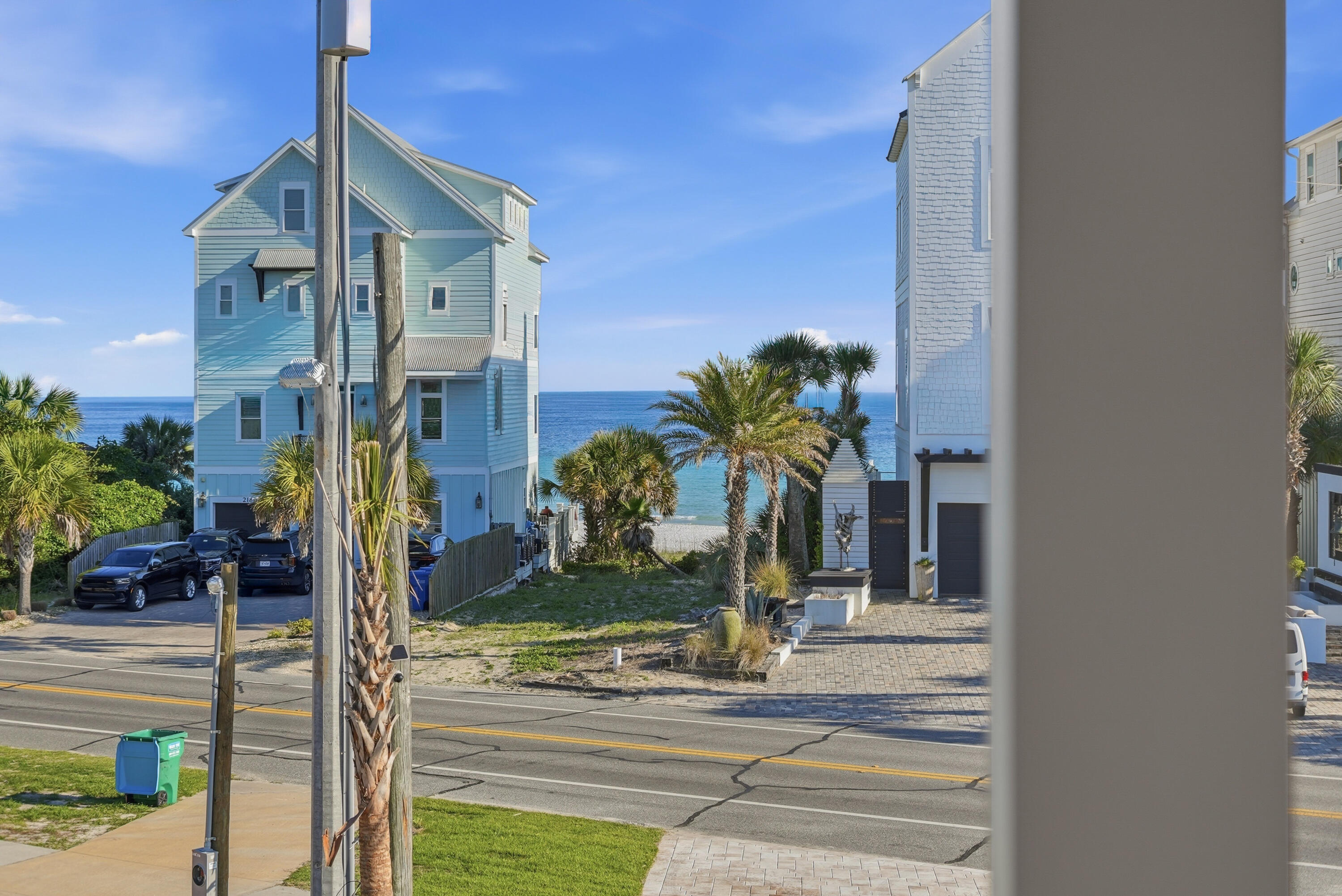 main property photo 78