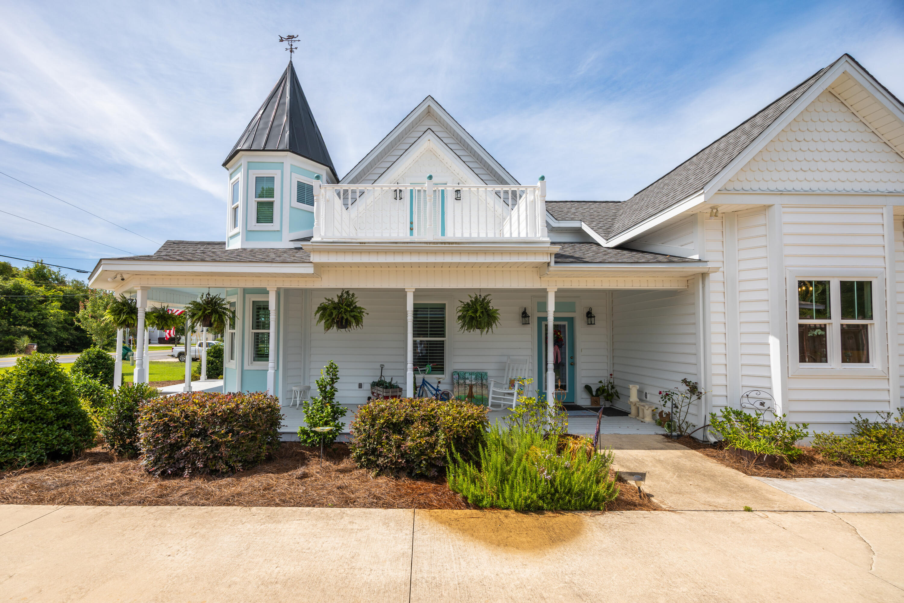 main property photo 12