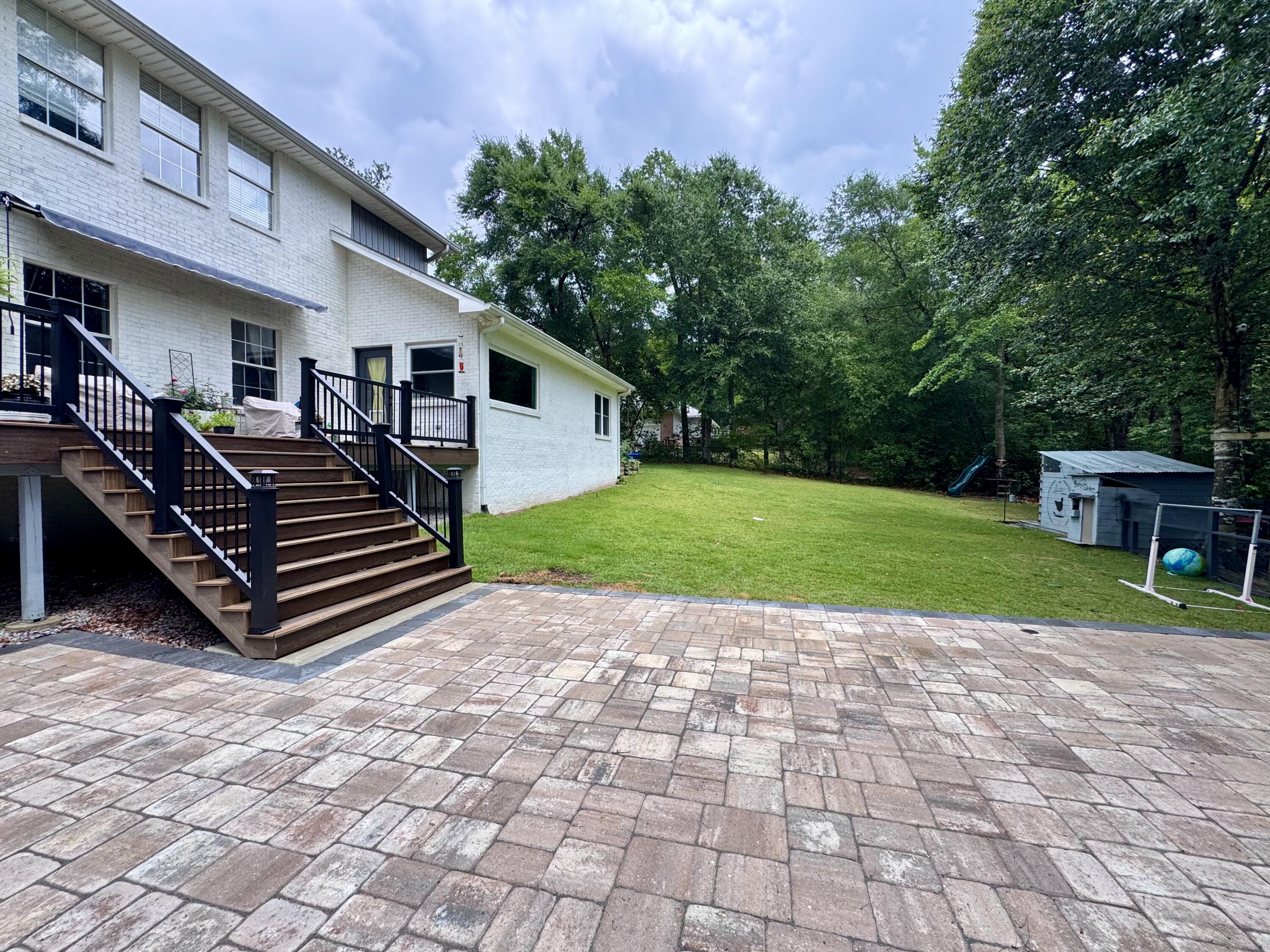 main property photo 42