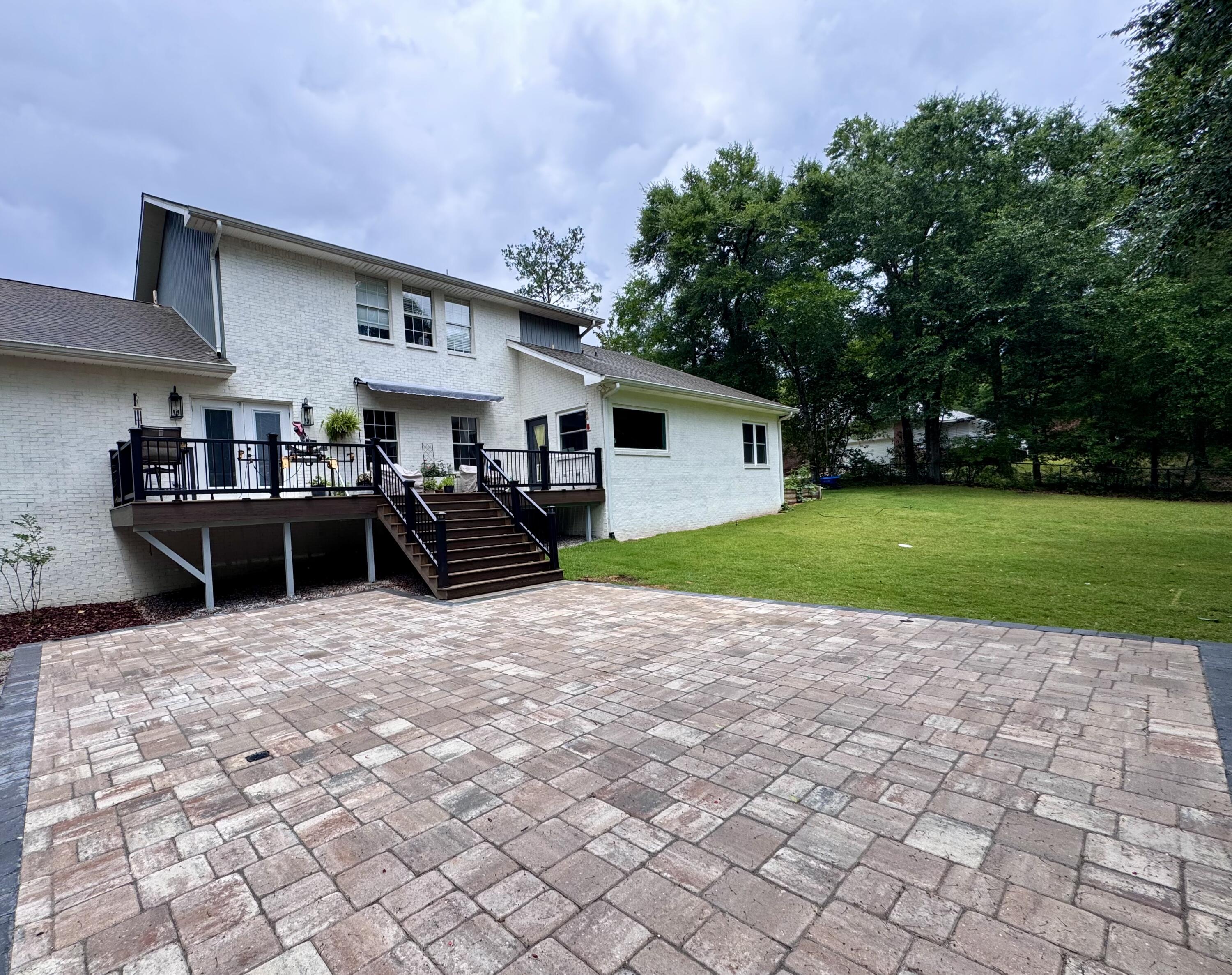 main property photo 43
