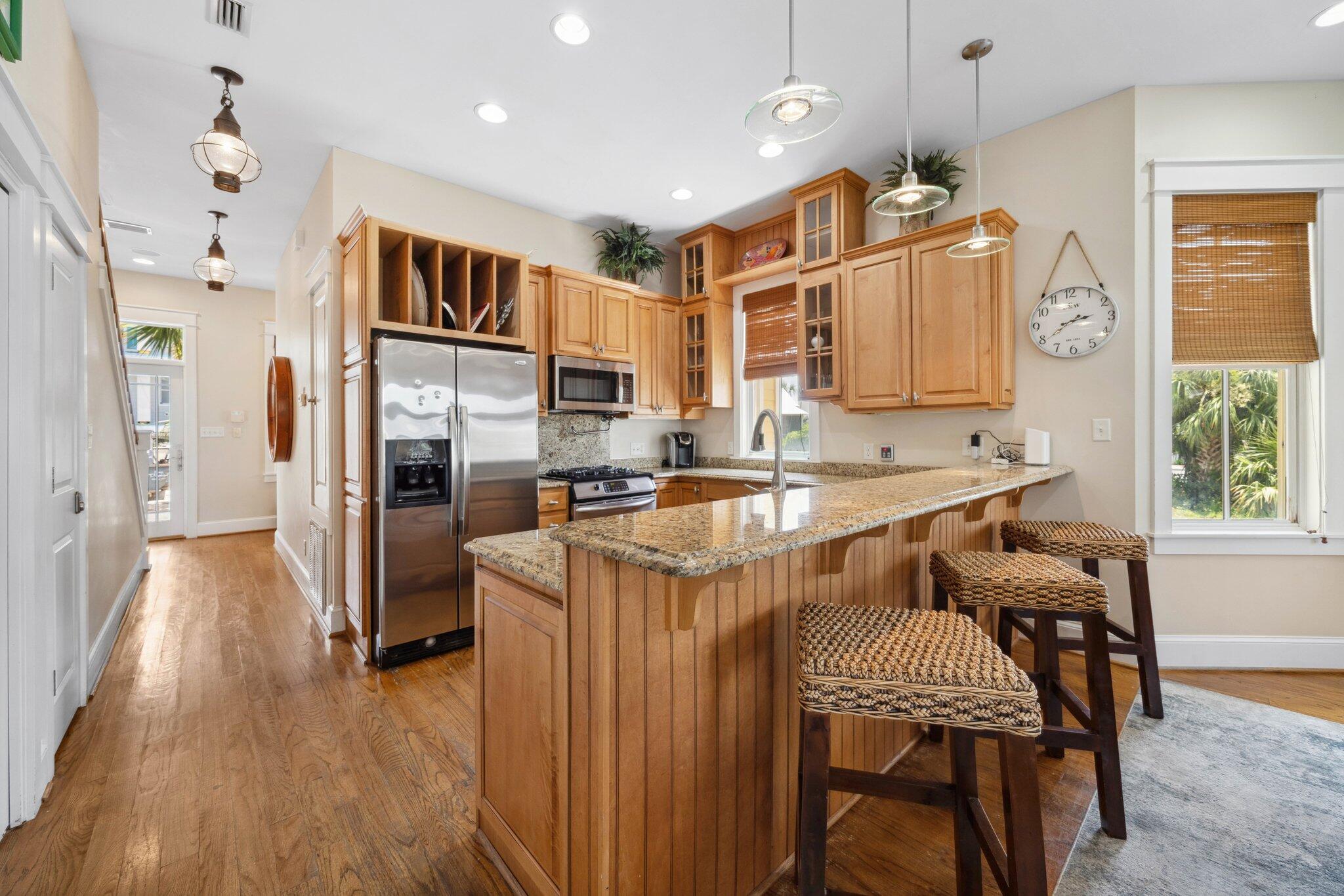 main property photo 9