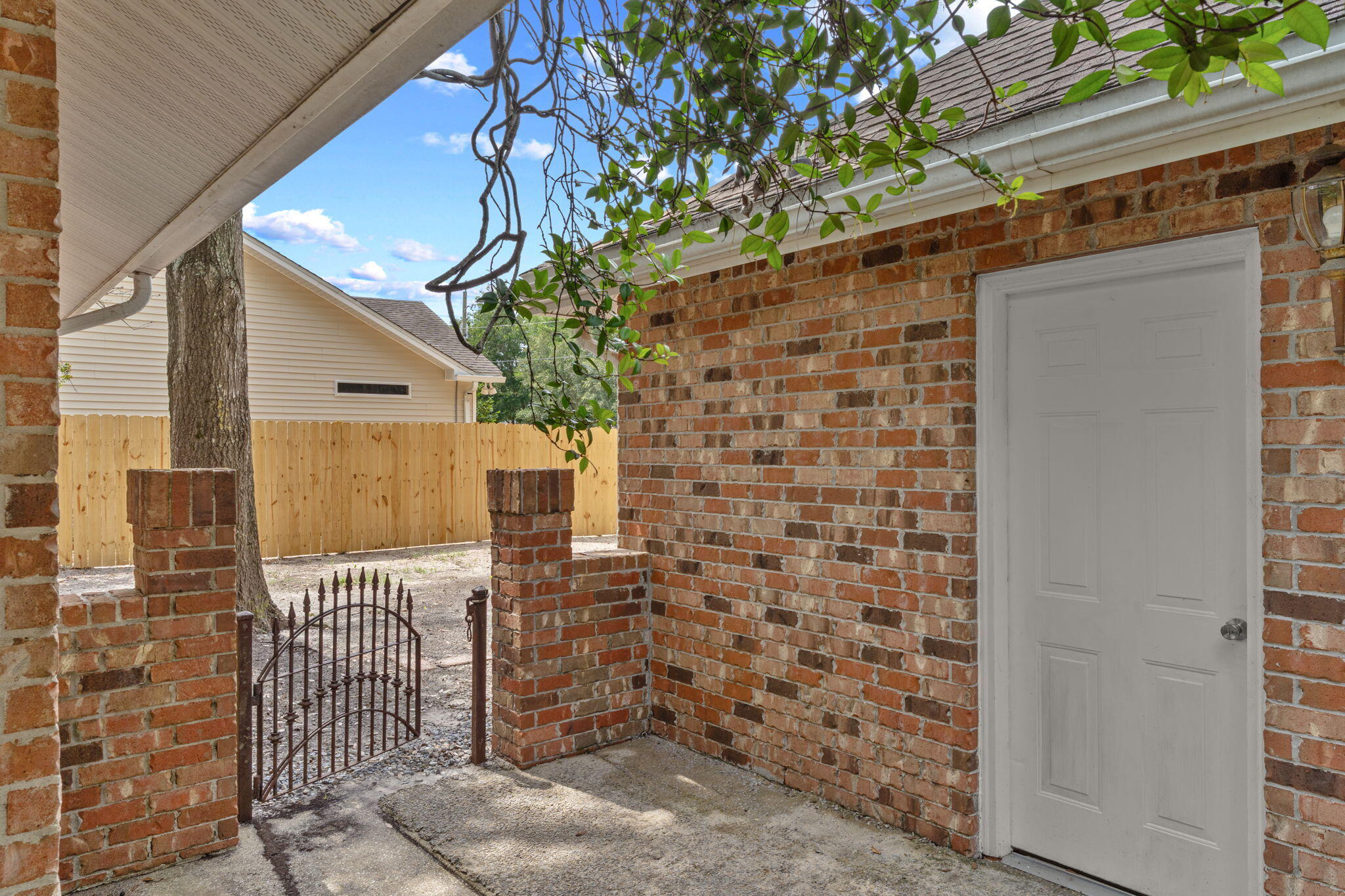 main property photo 67