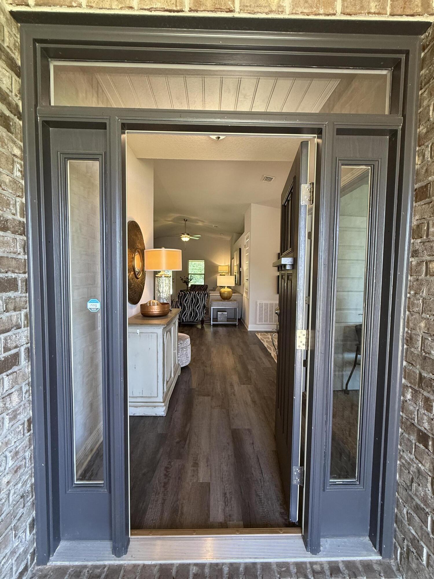 property viewer photo 3