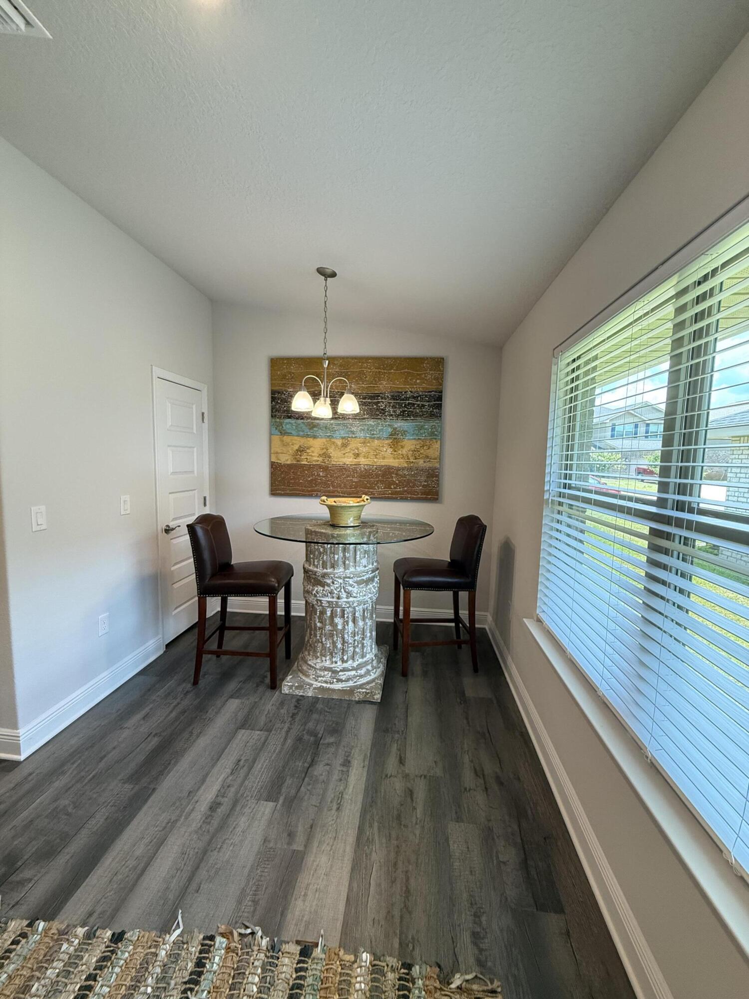 property viewer photo 9