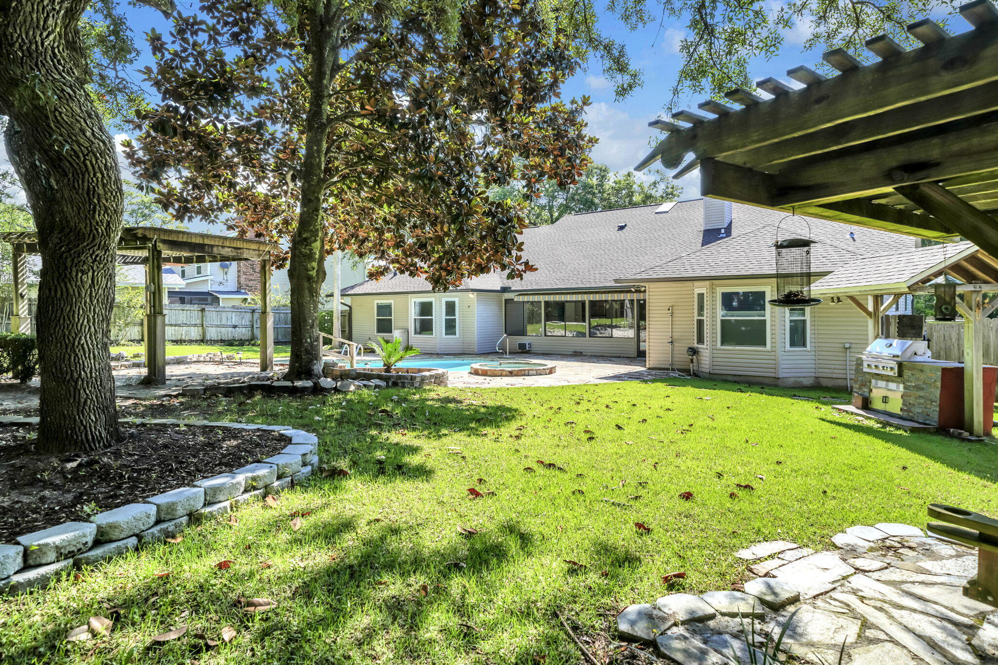 main property photo 61