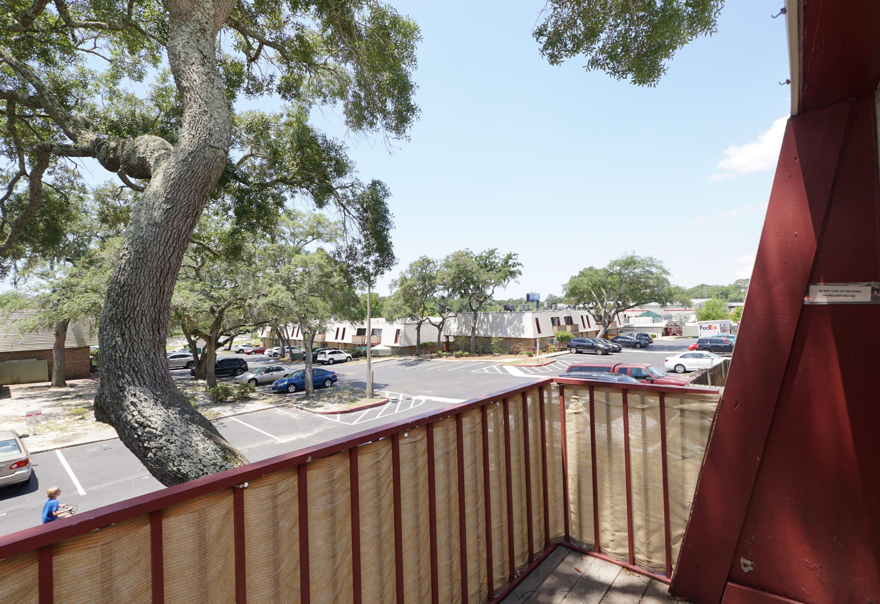 main property photo 19