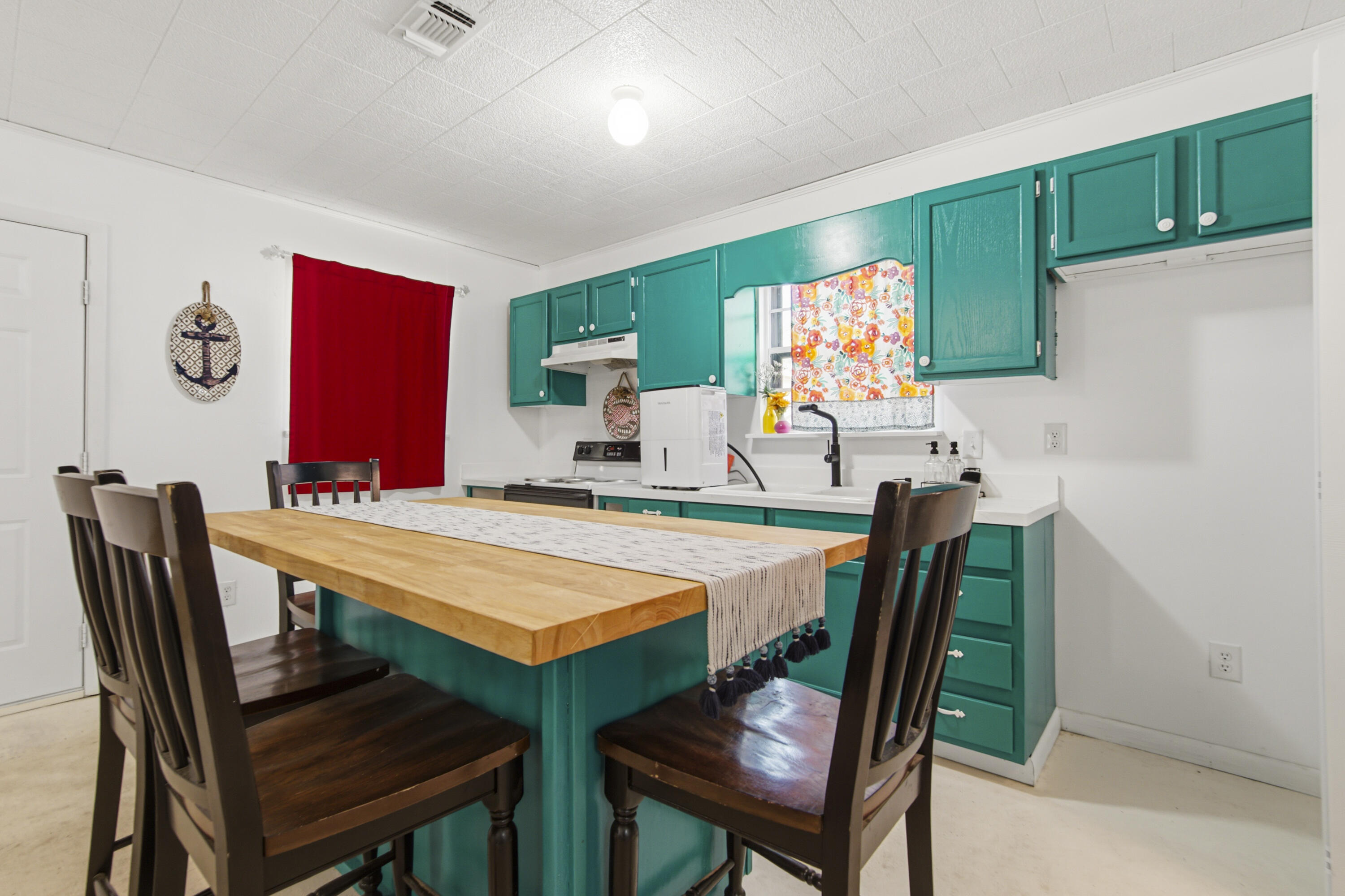main property photo 69