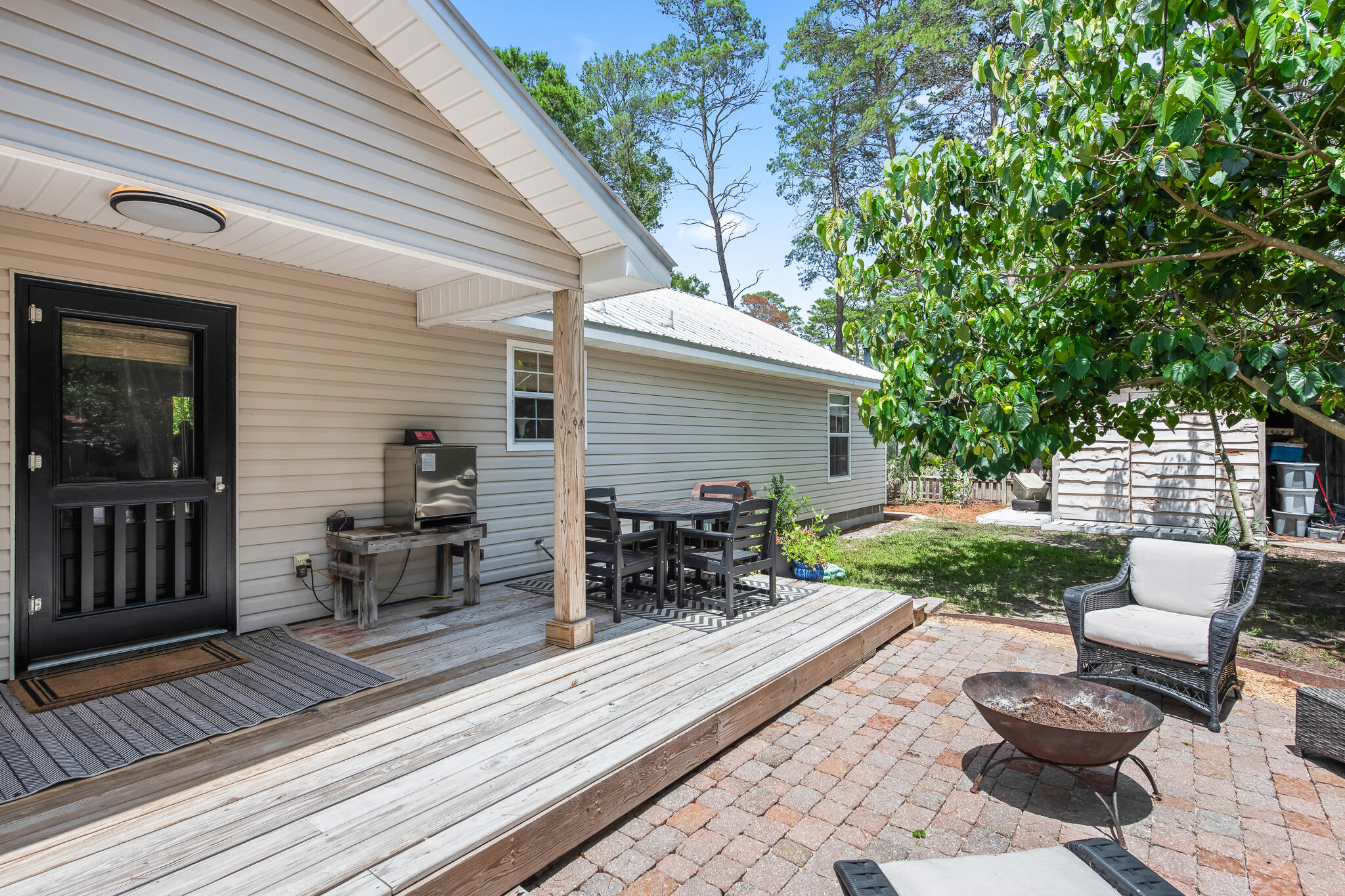 main property photo 67