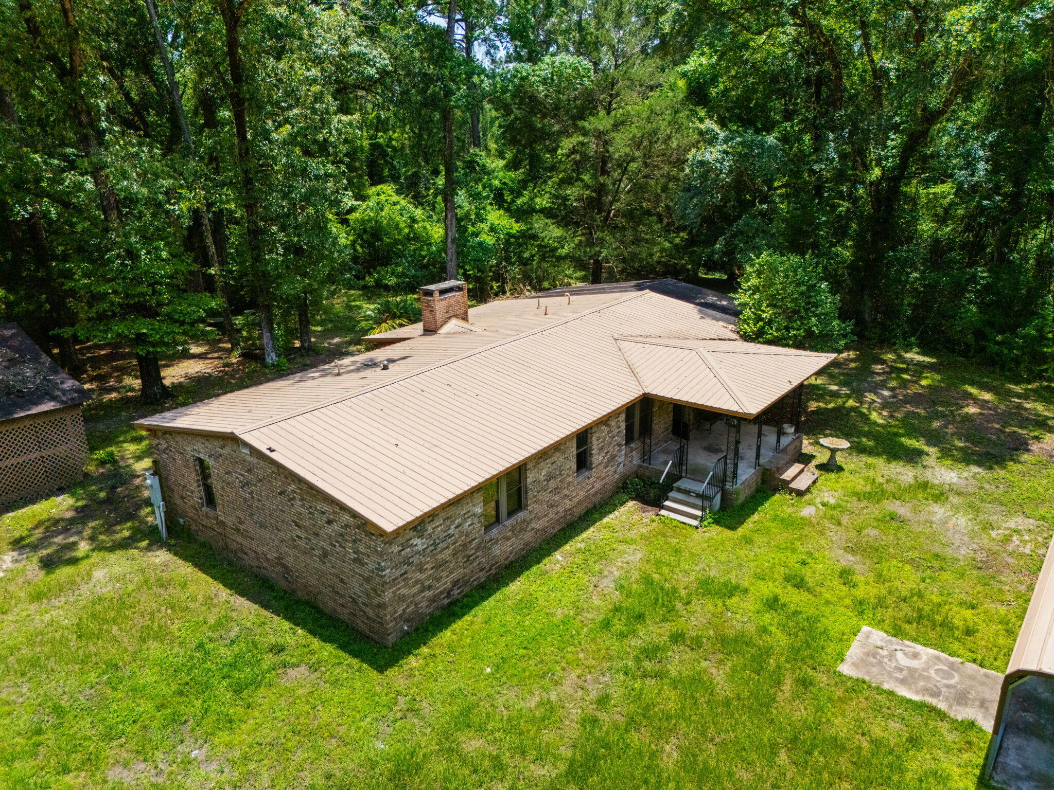 main property photo 35