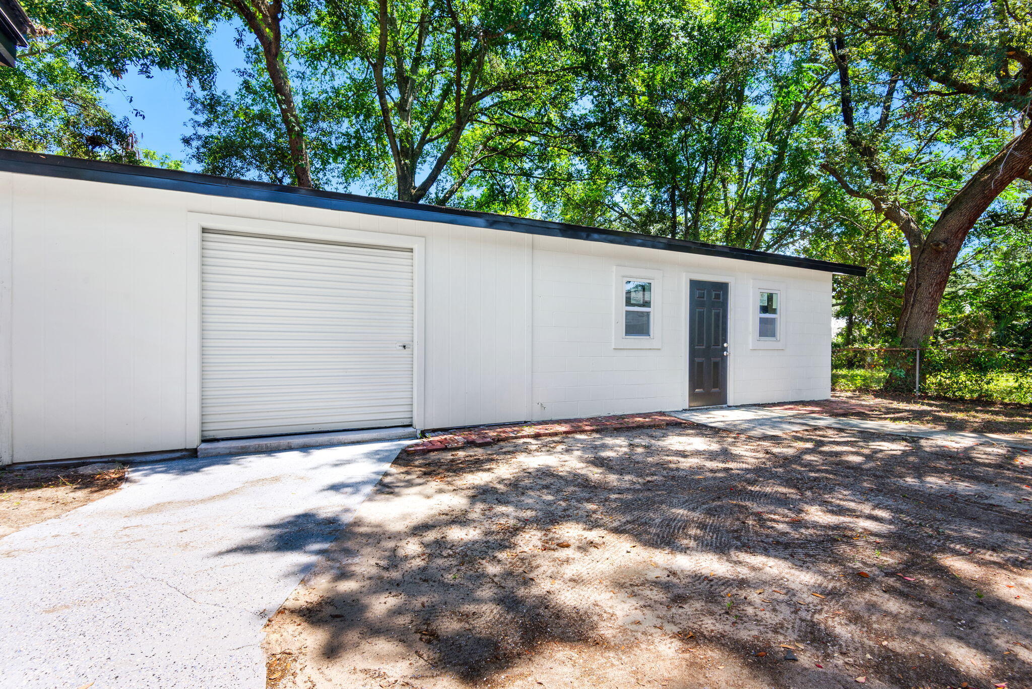 main property photo 47