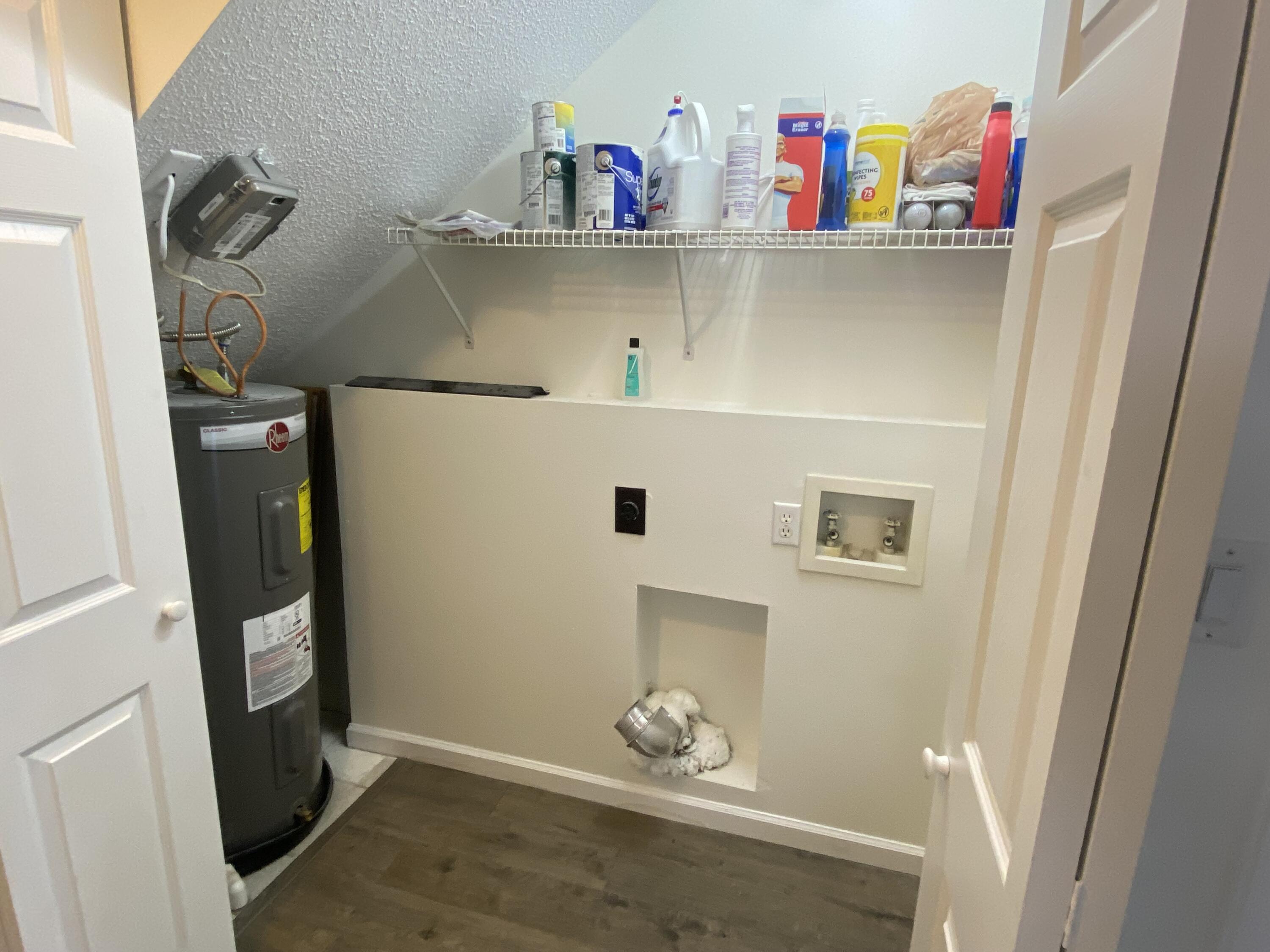 main property photo 8