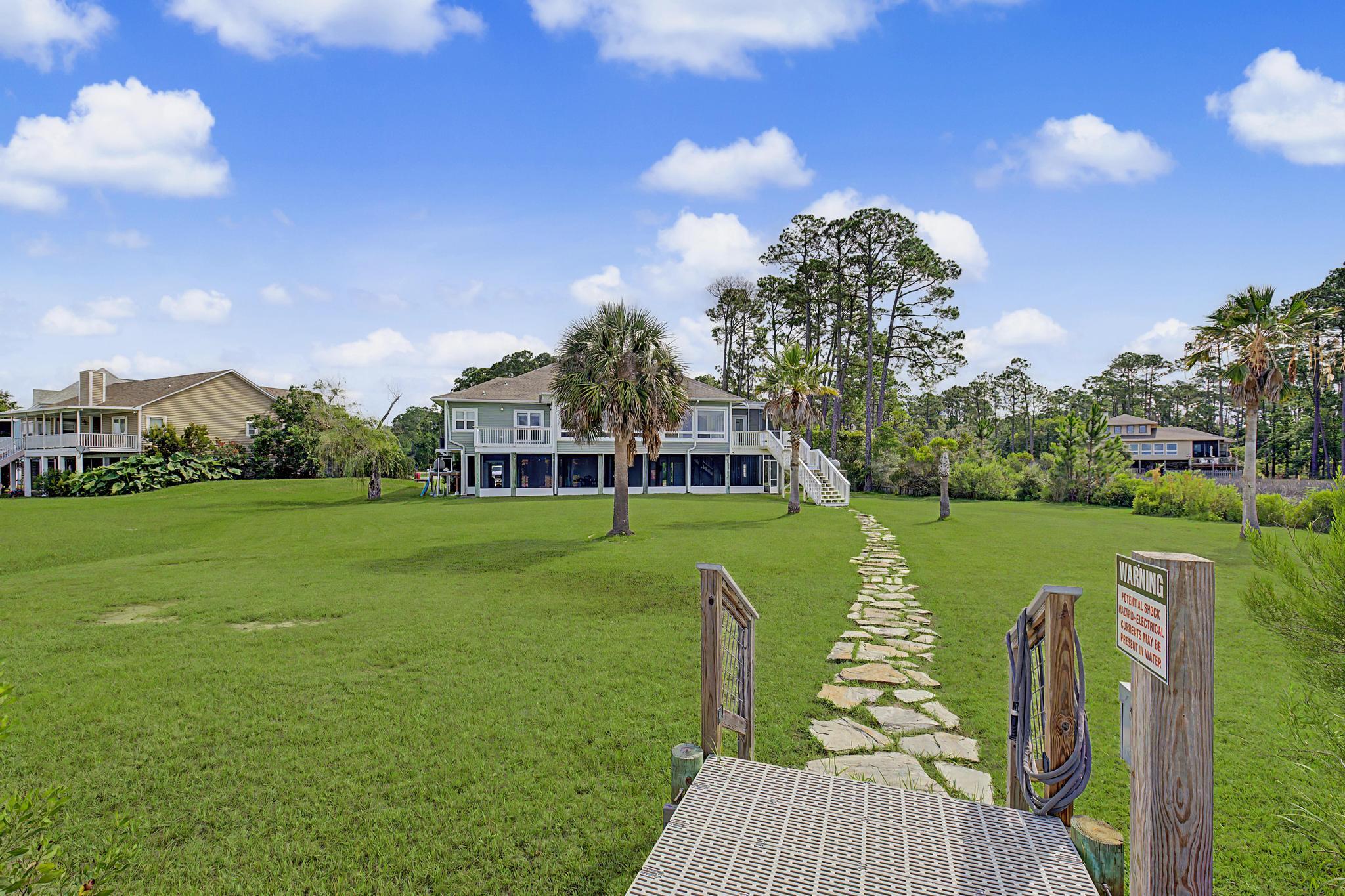 main property photo 43