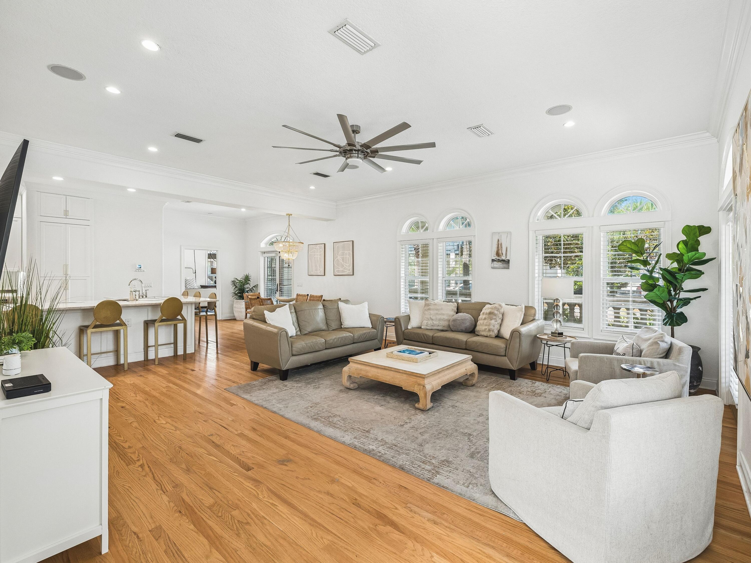 property viewer photo 14