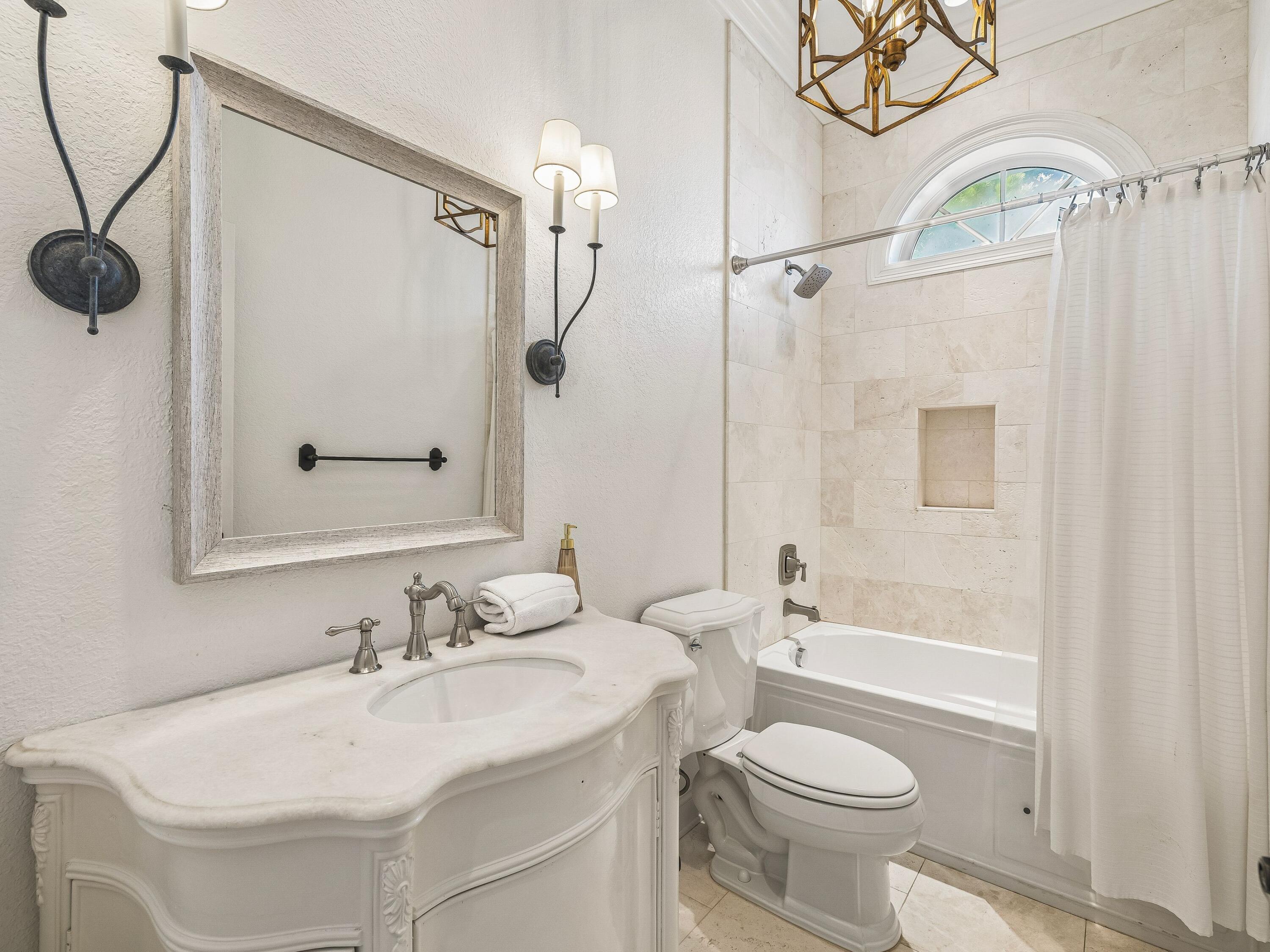 property viewer photo 27