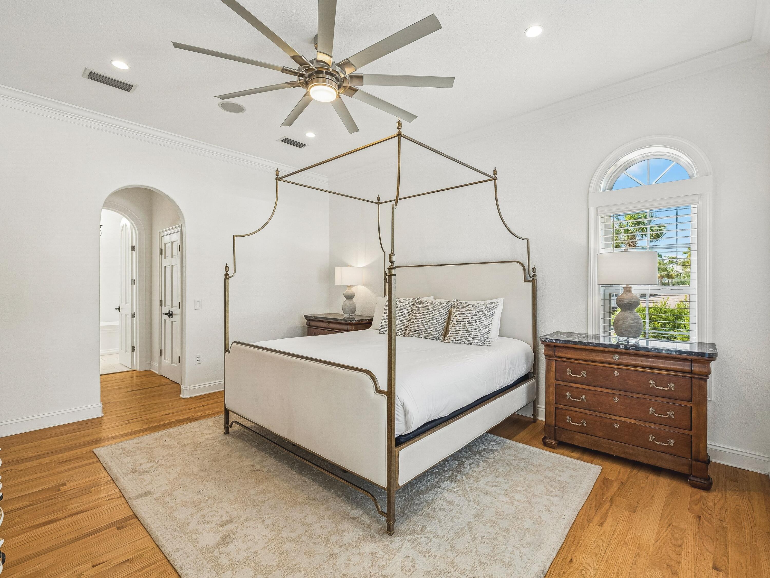 property viewer photo 5