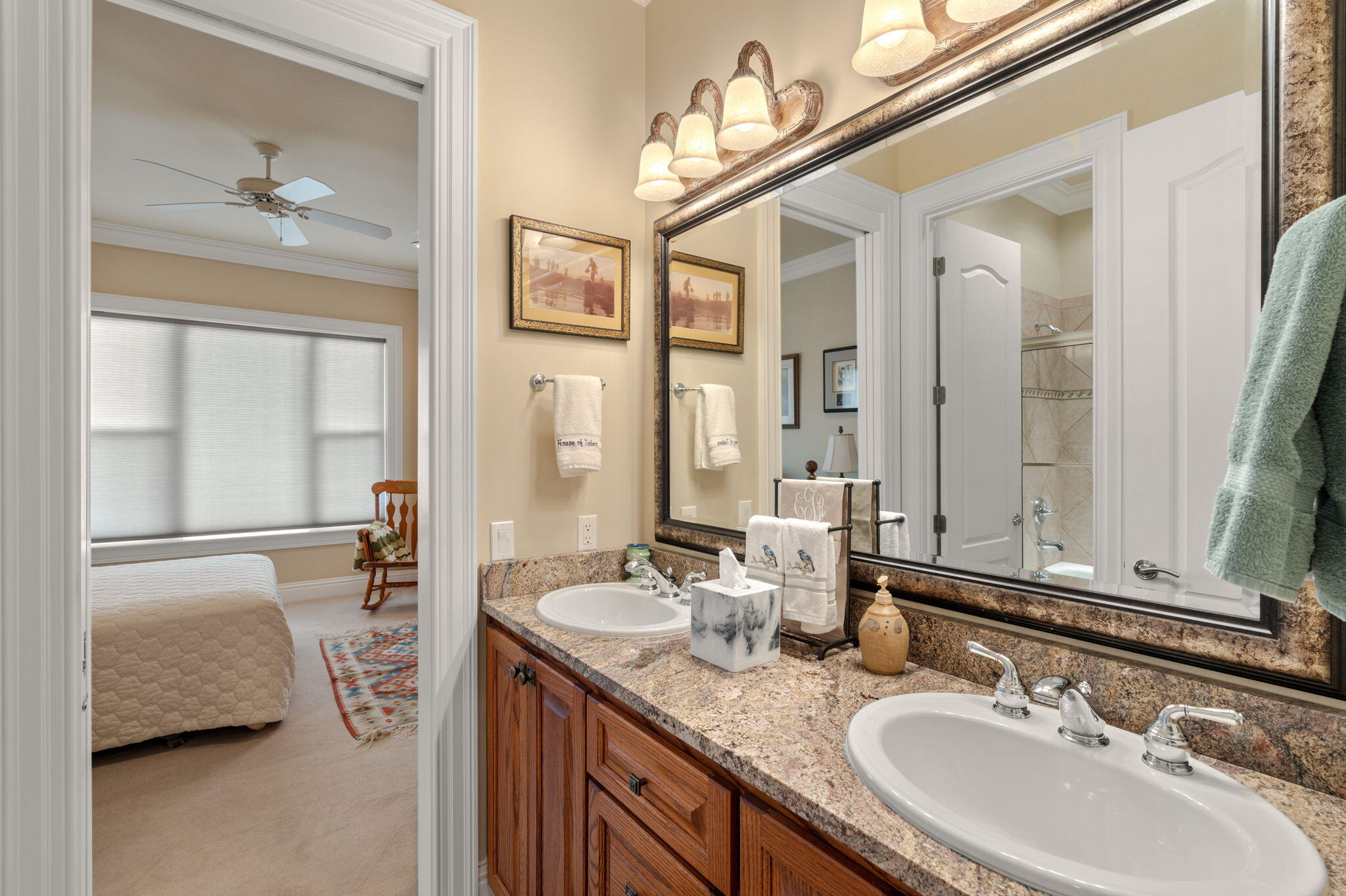 property viewer photo 55