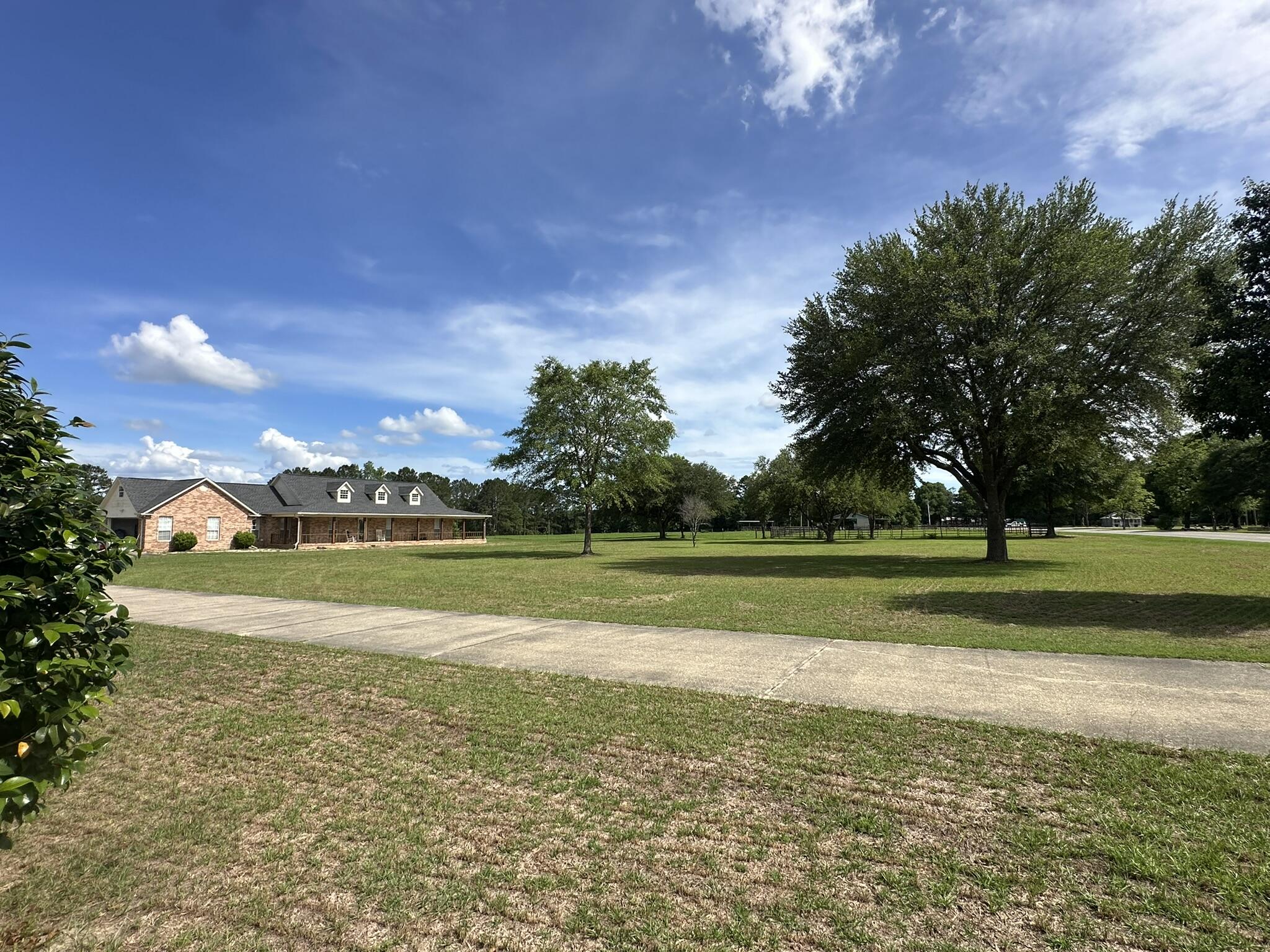 main property photo 0