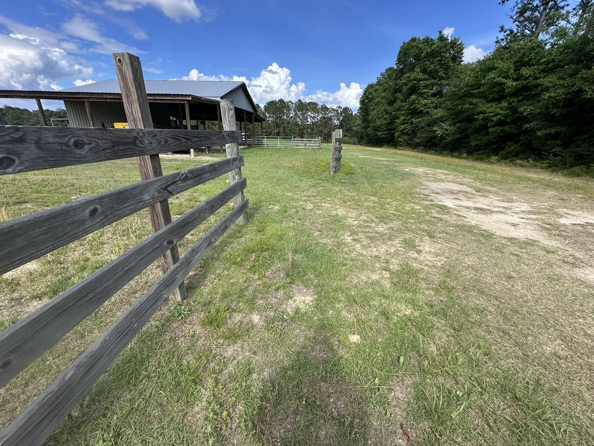 main property photo 33