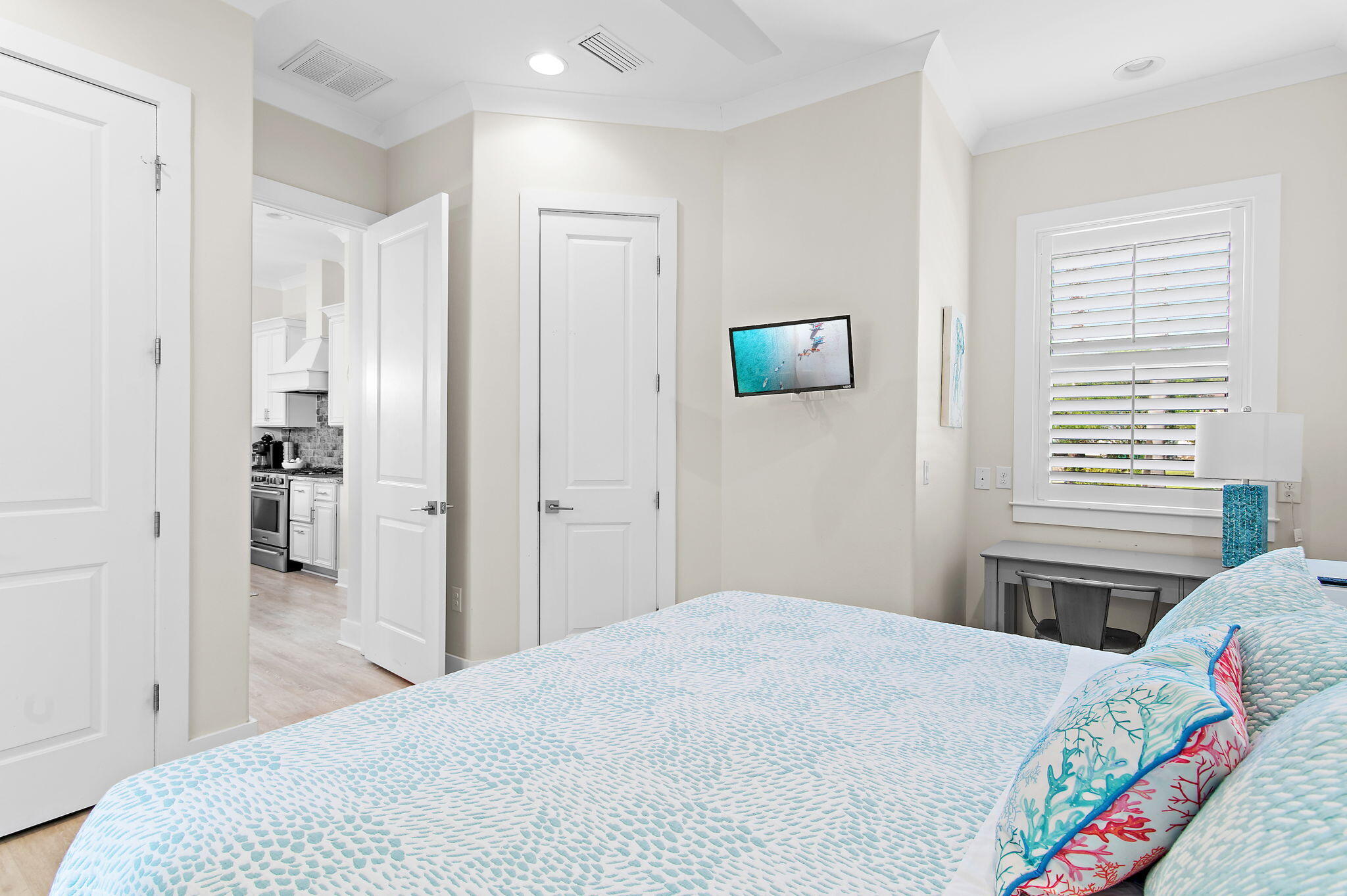 main property photo 67