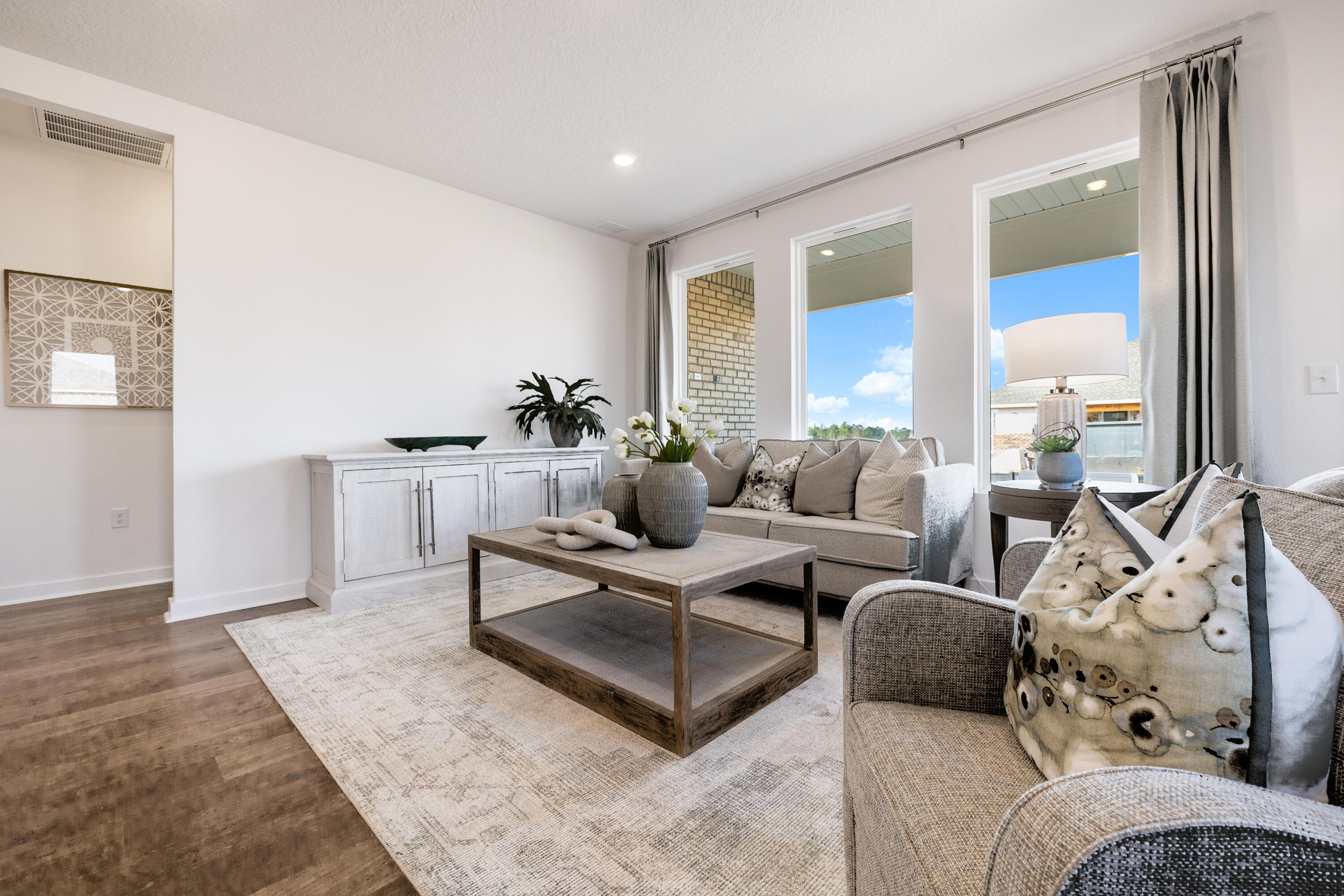 property viewer photo 7