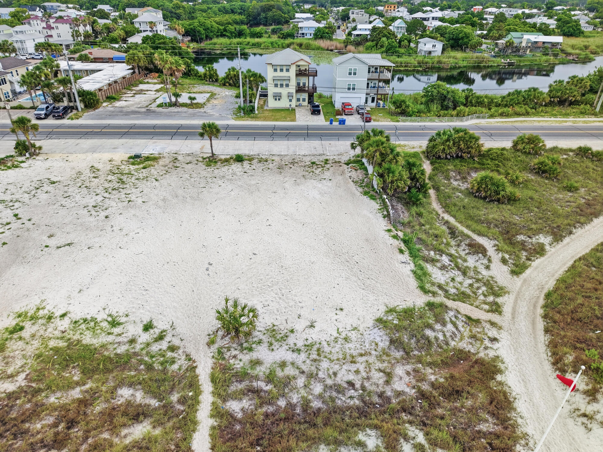 main property photo 20