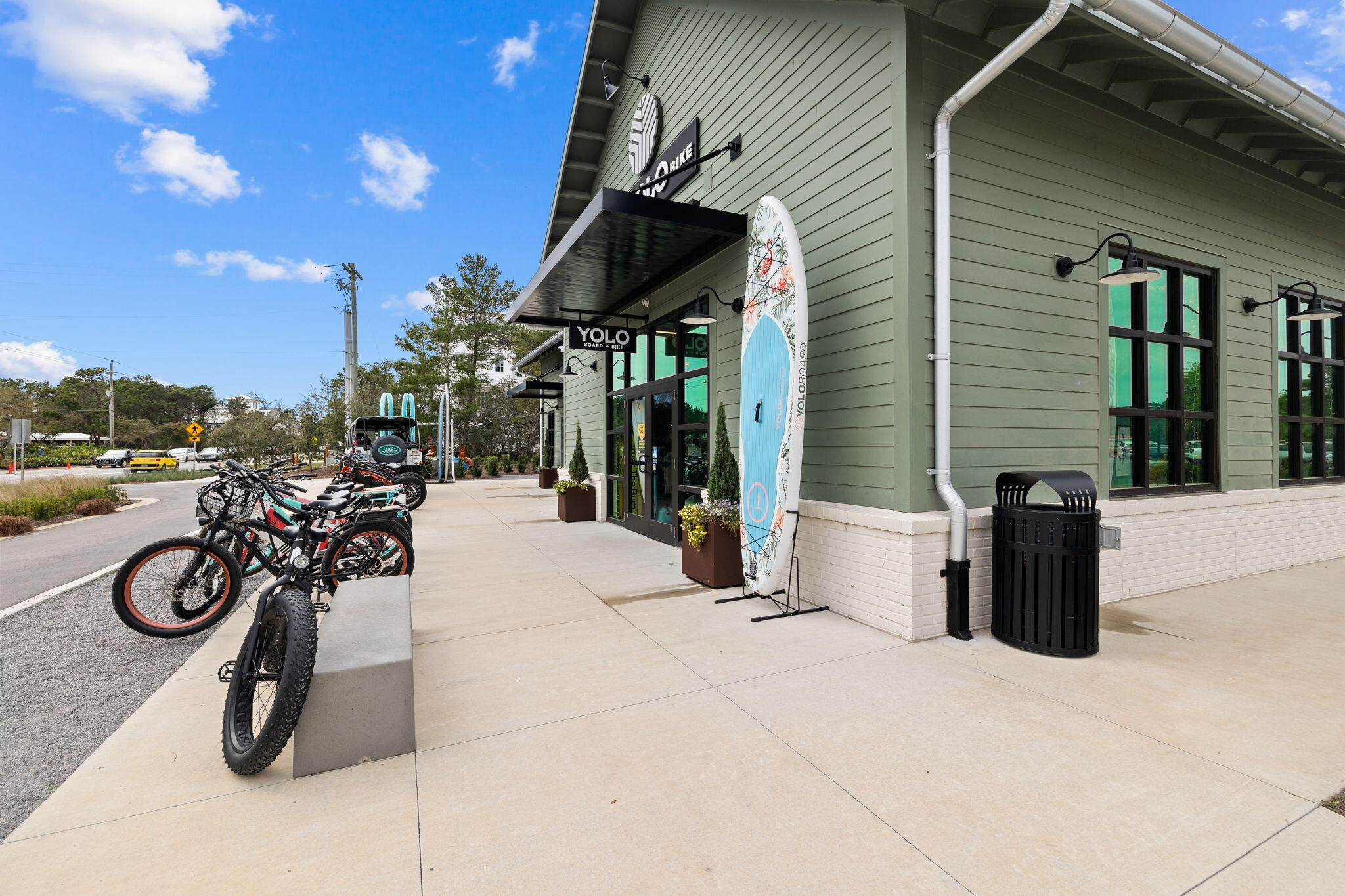 main property photo 16