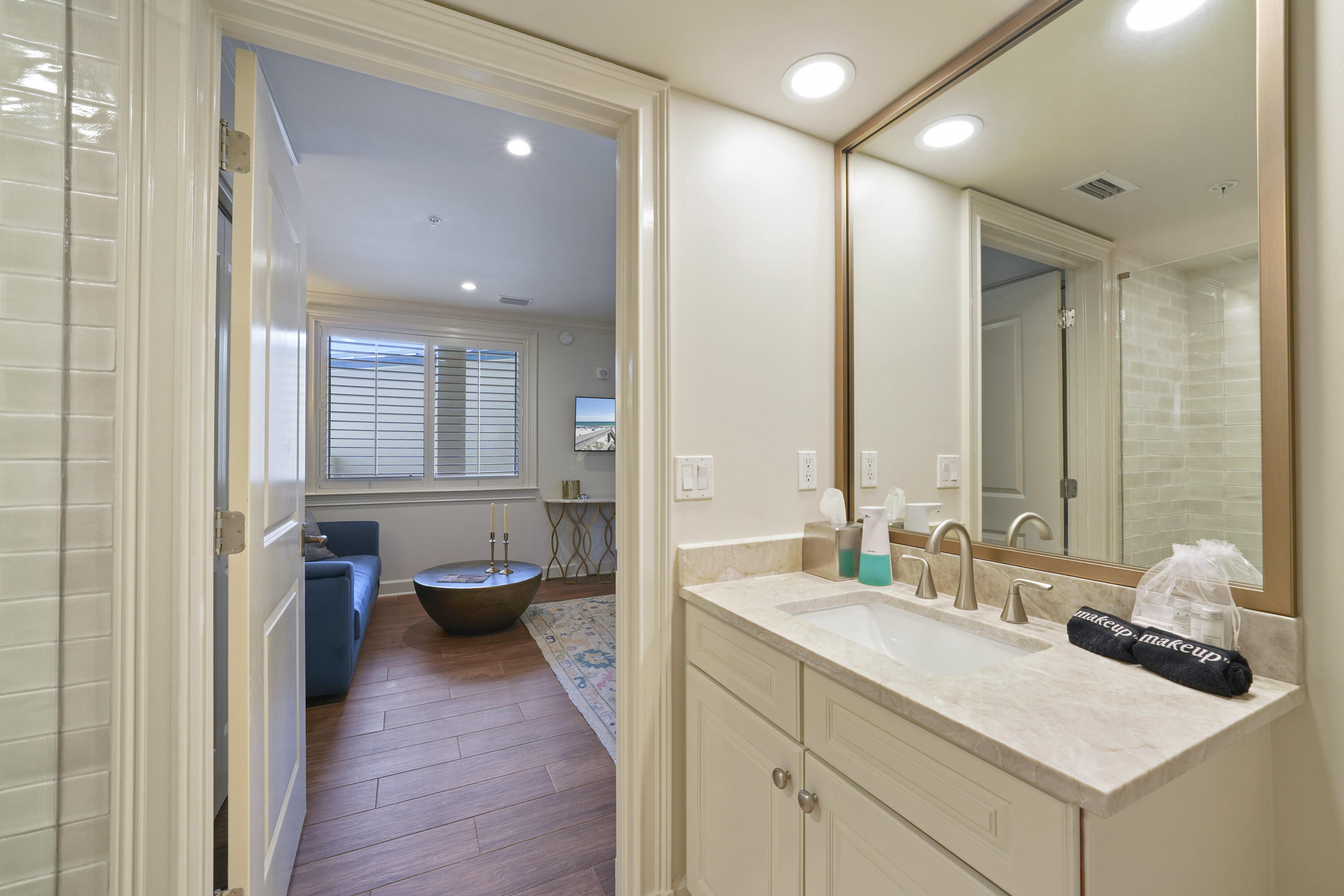 main property photo 89
