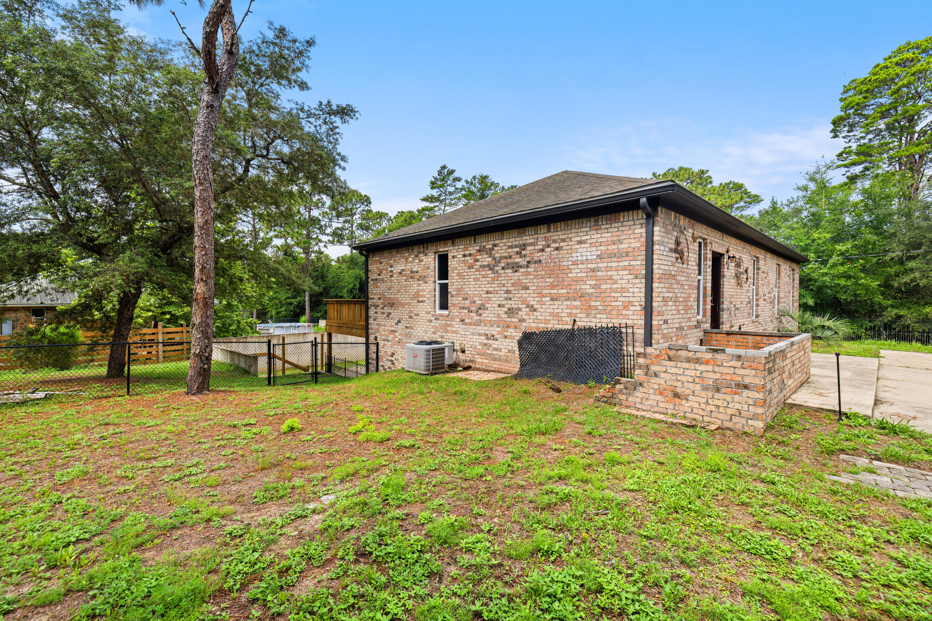 main property photo 46