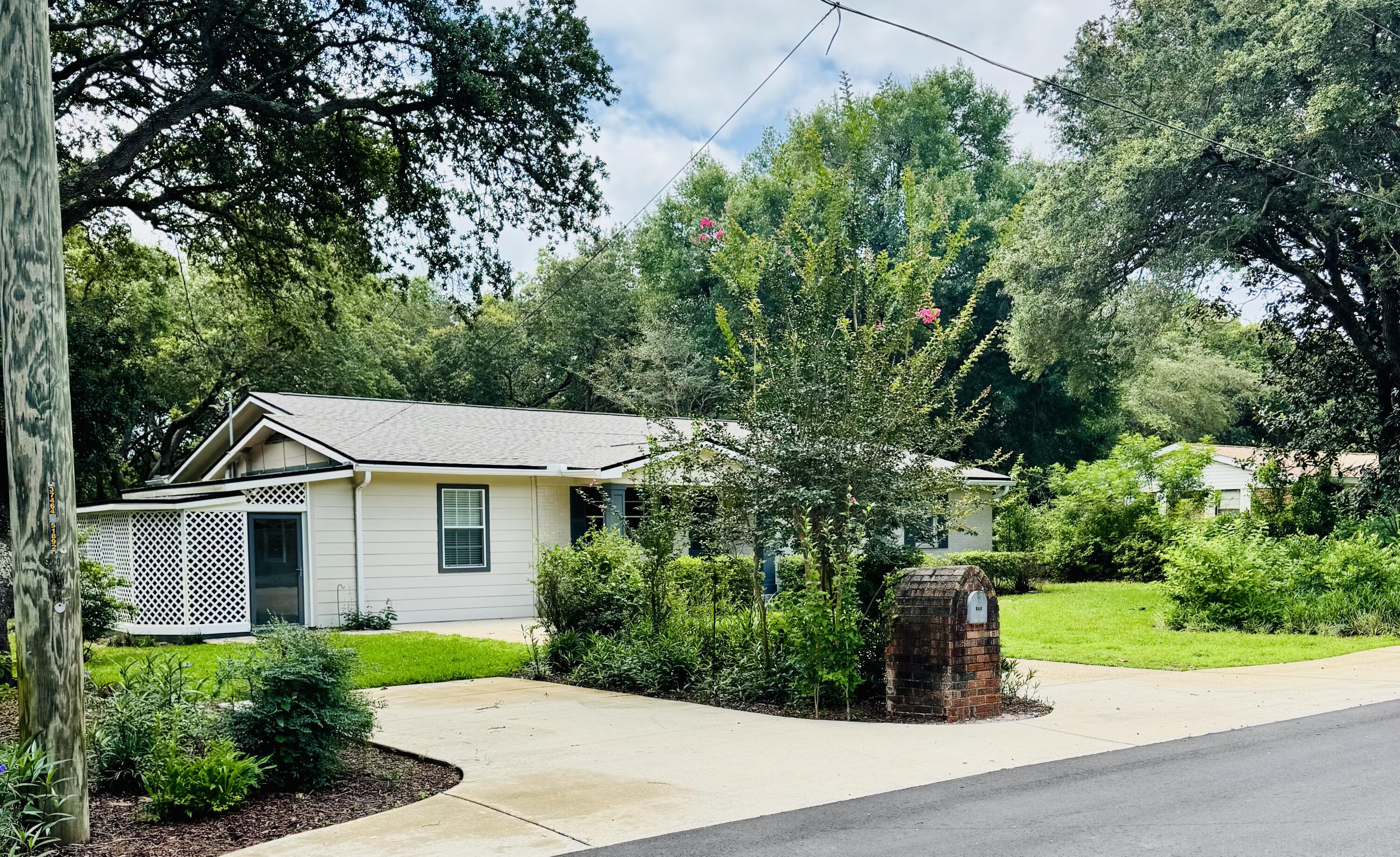 main property photo 35