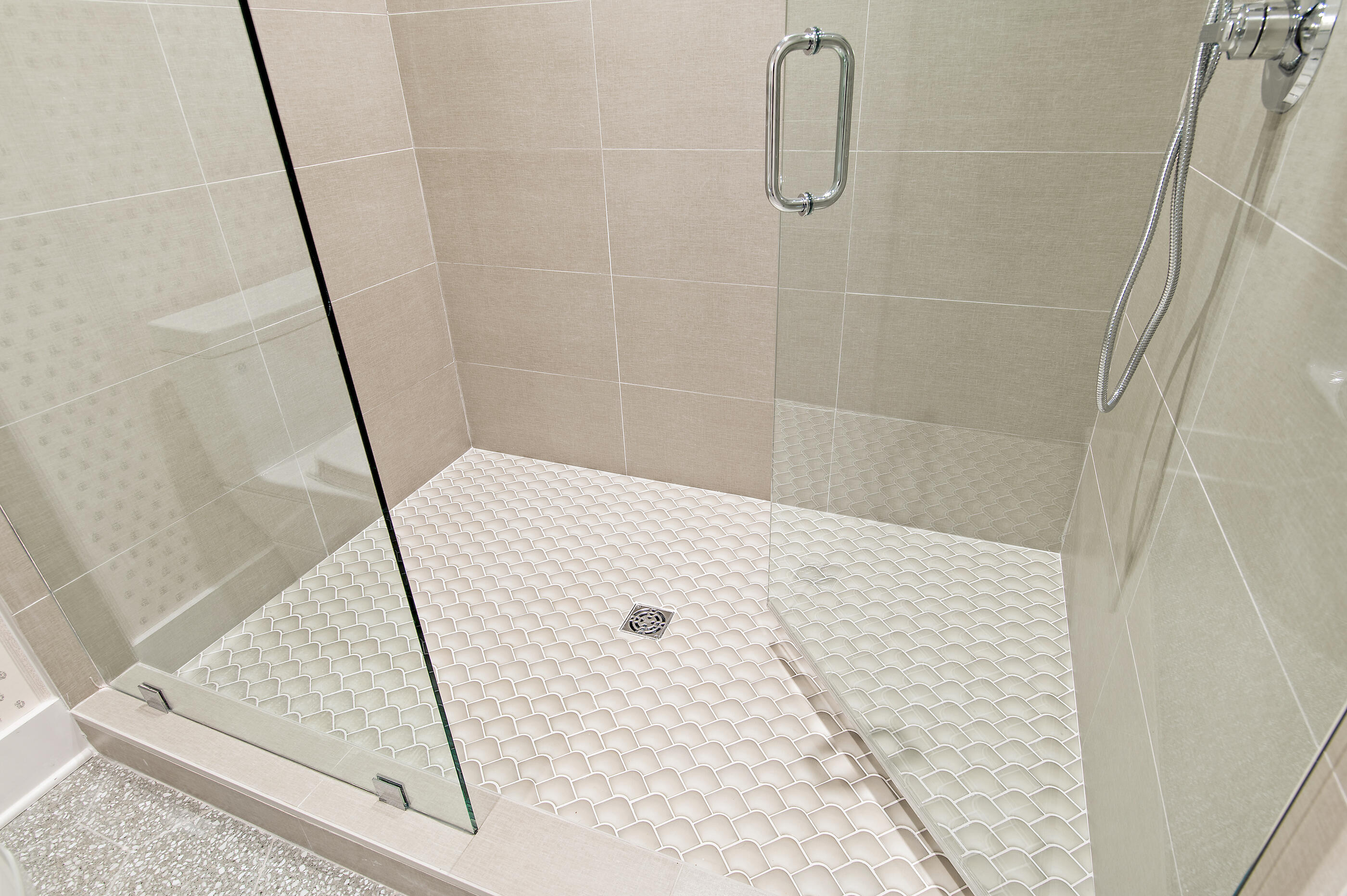 main property photo 72