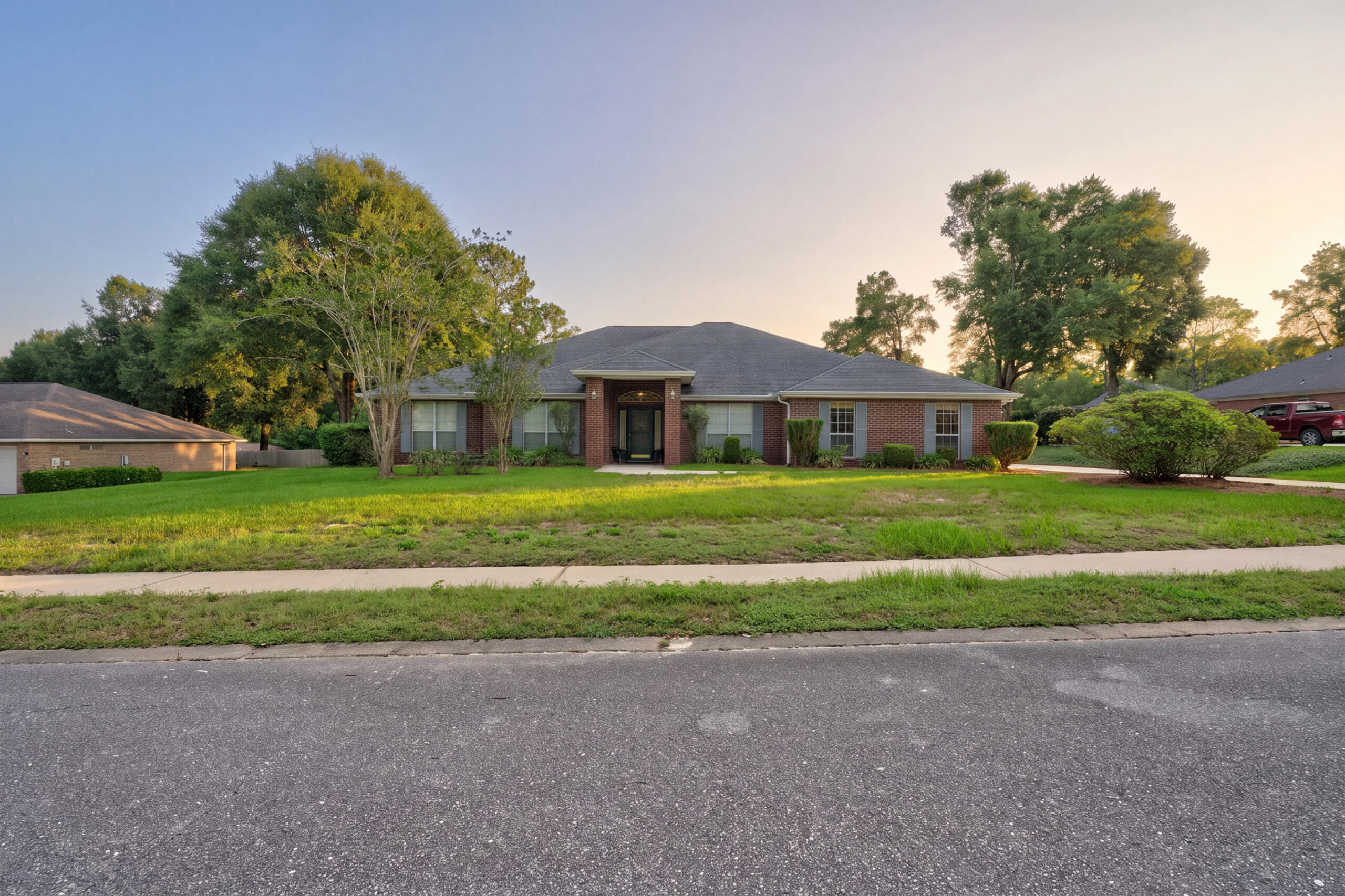 main property photo 12