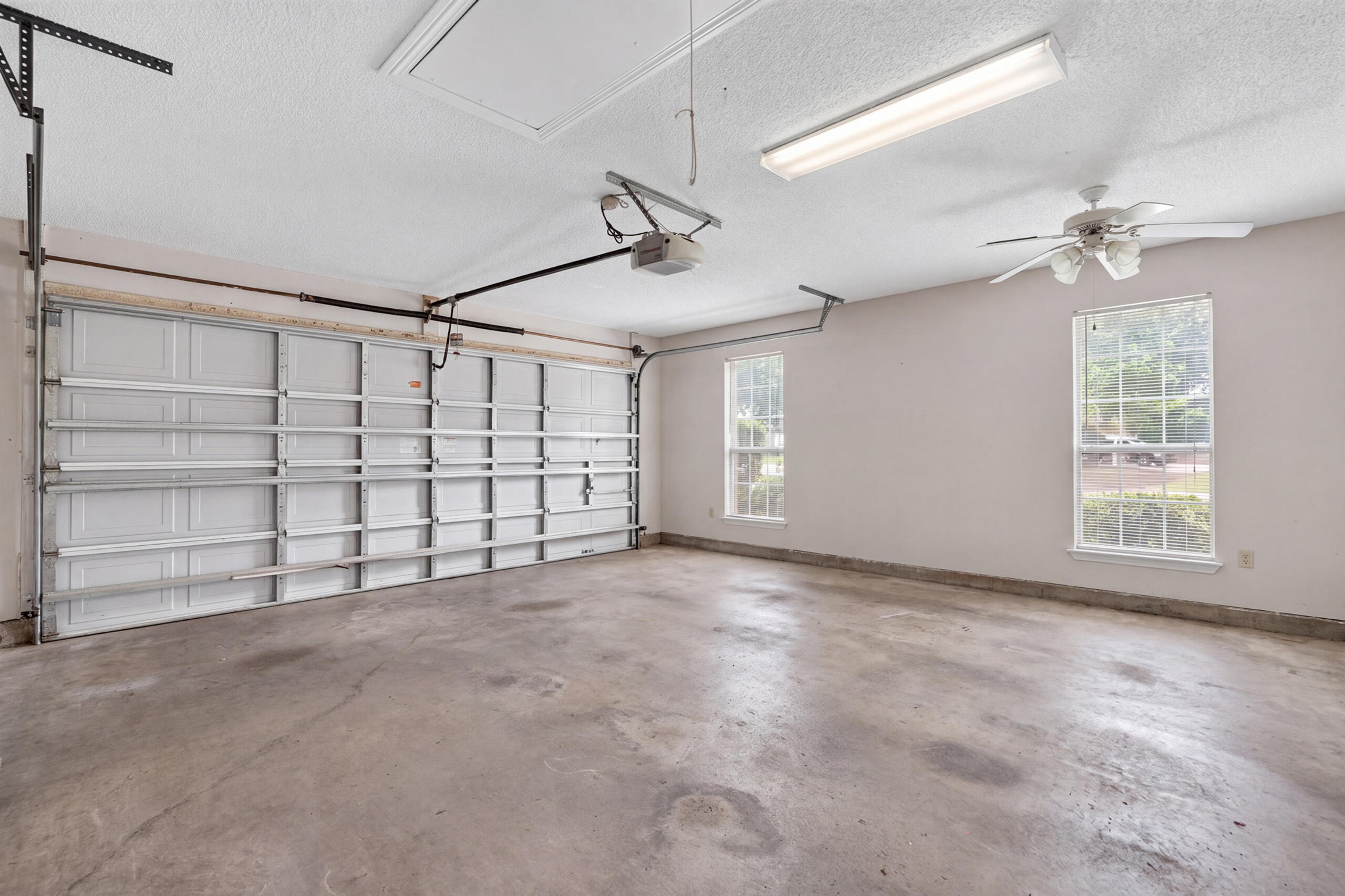 main property photo 70