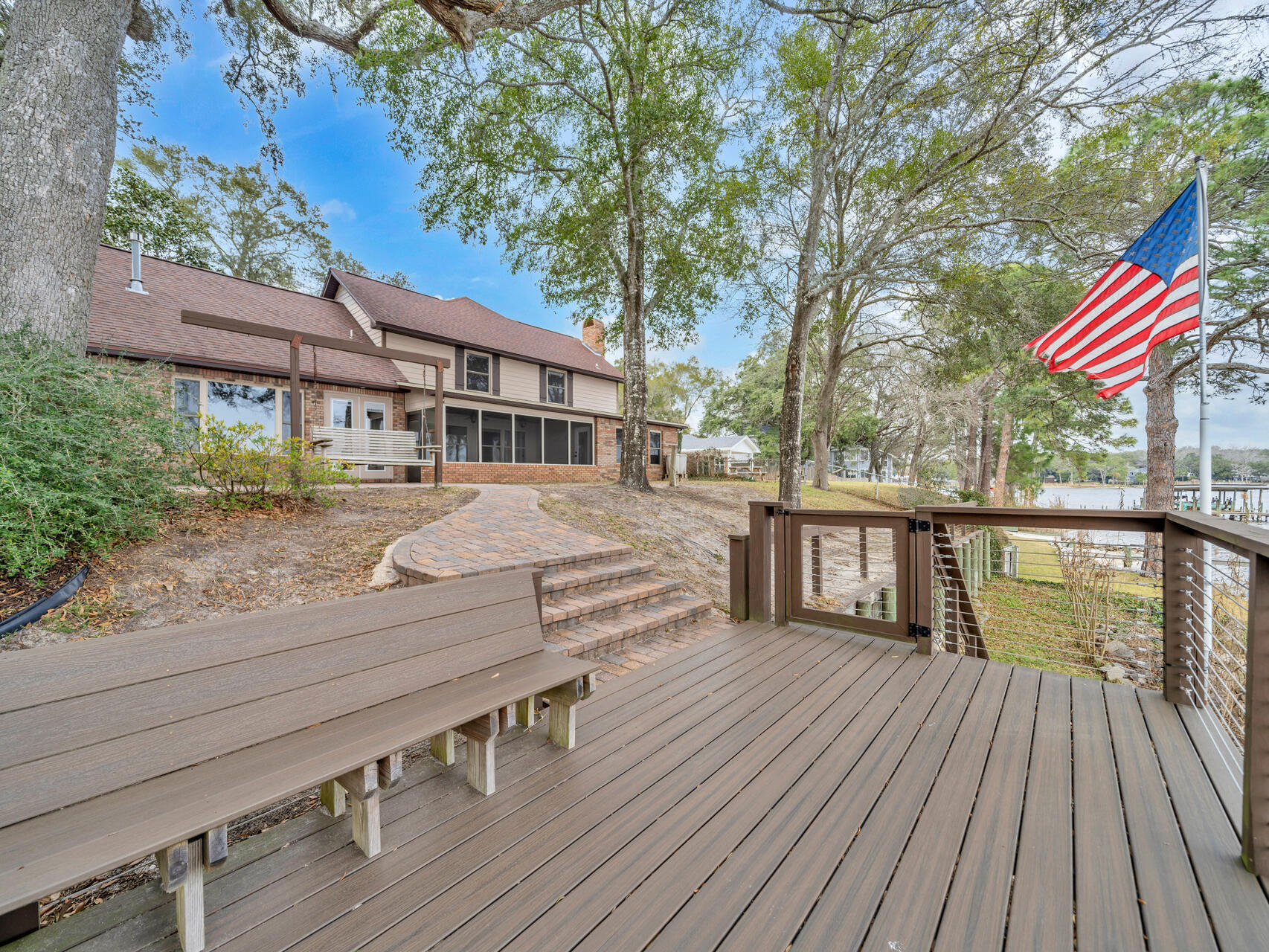 main property photo 40