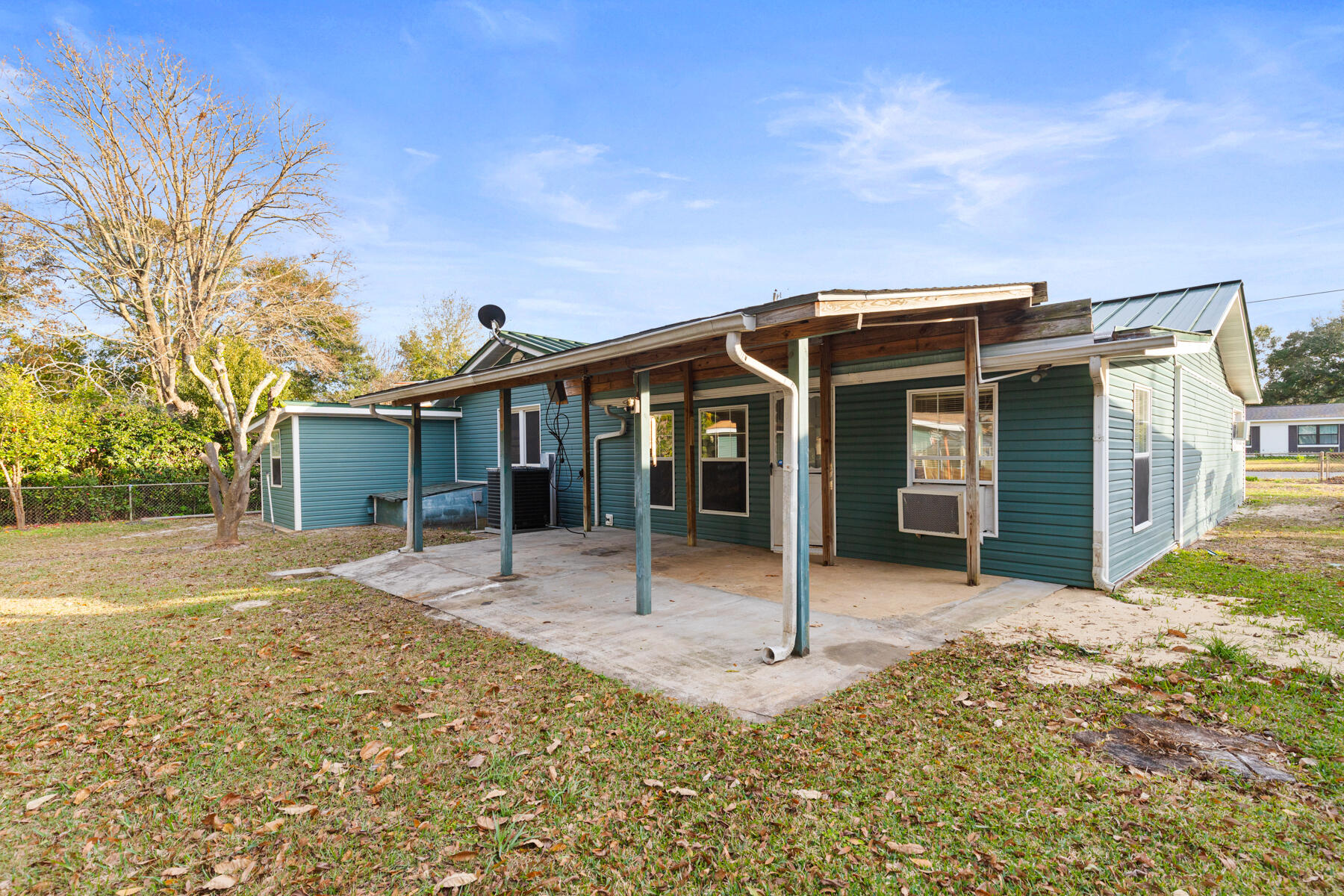 main property photo 18