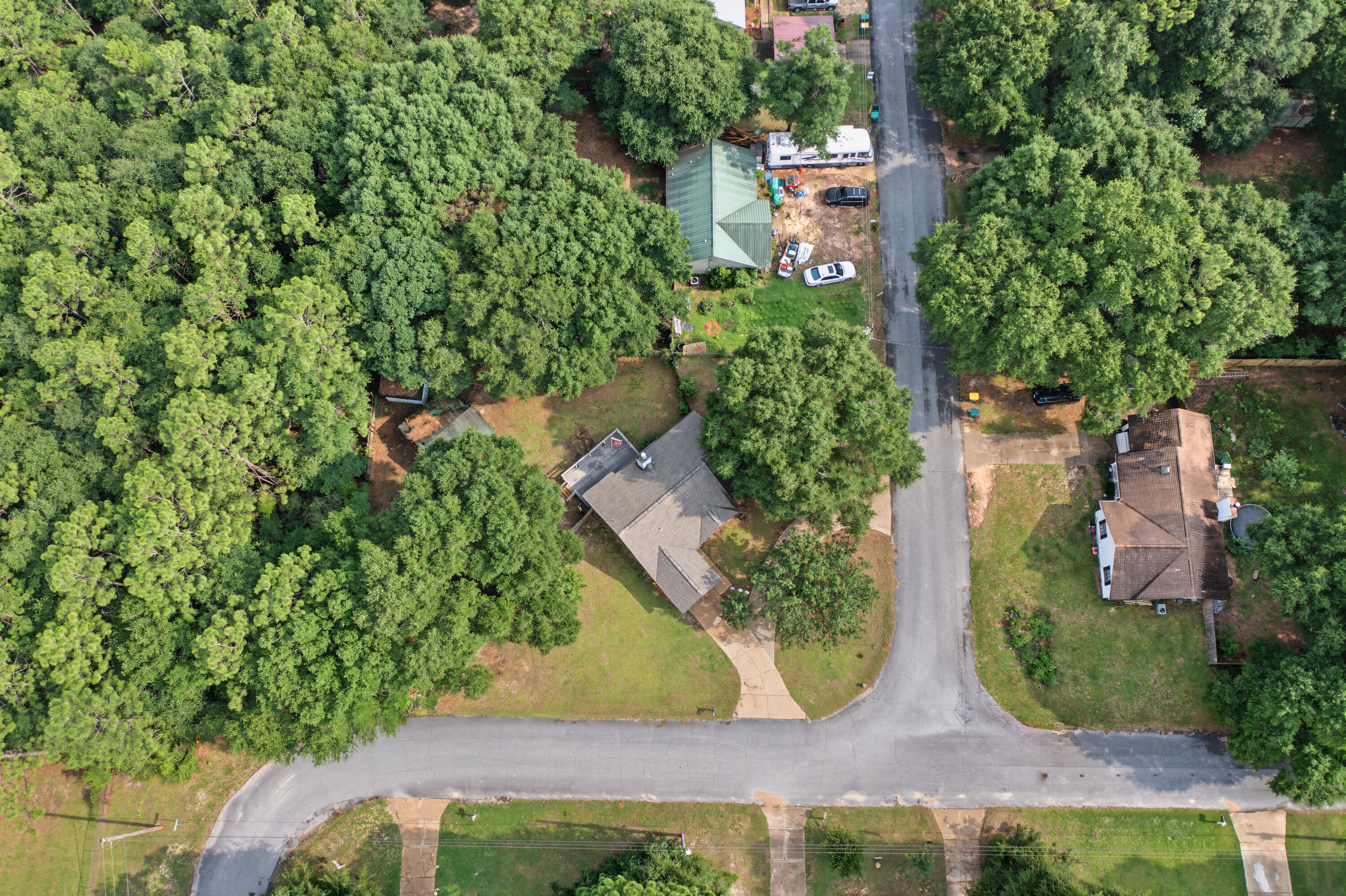 main property photo 26