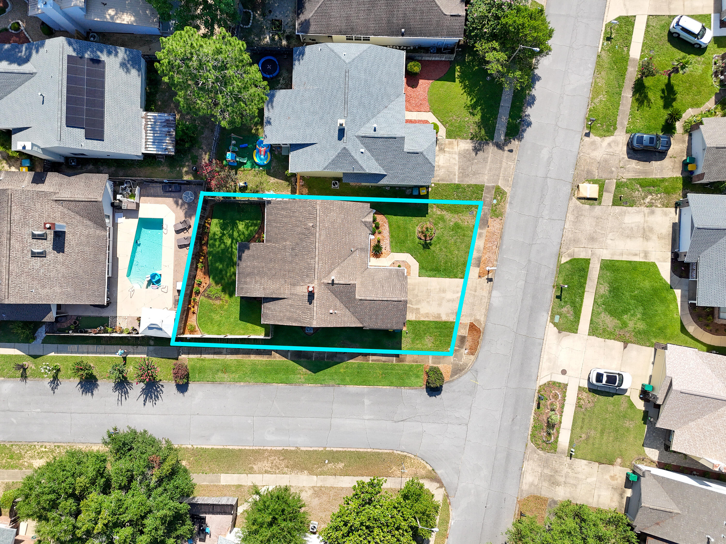 main property photo 29
