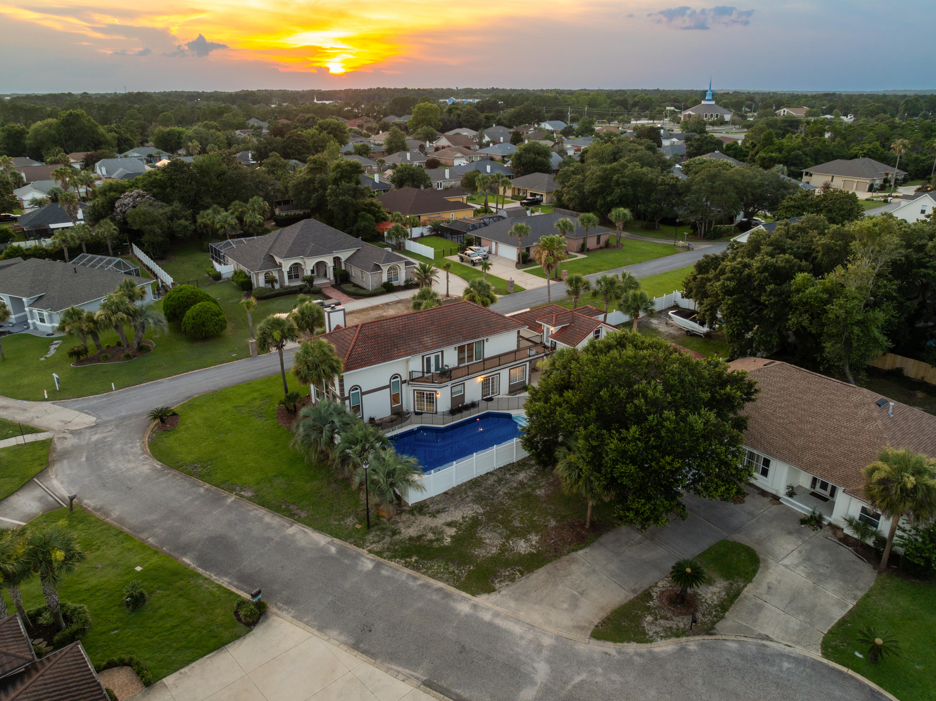 main property photo 75