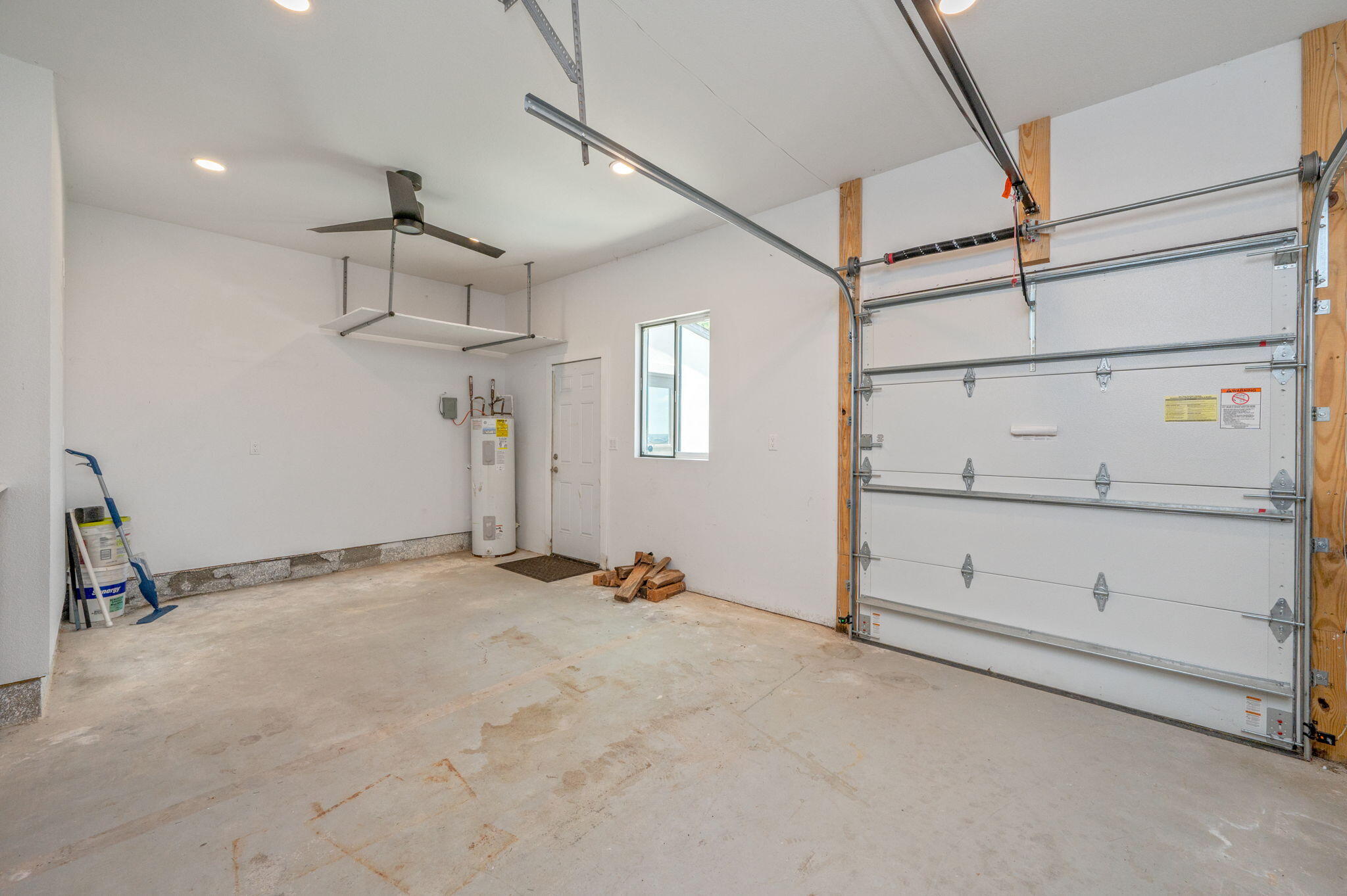 main property photo 74
