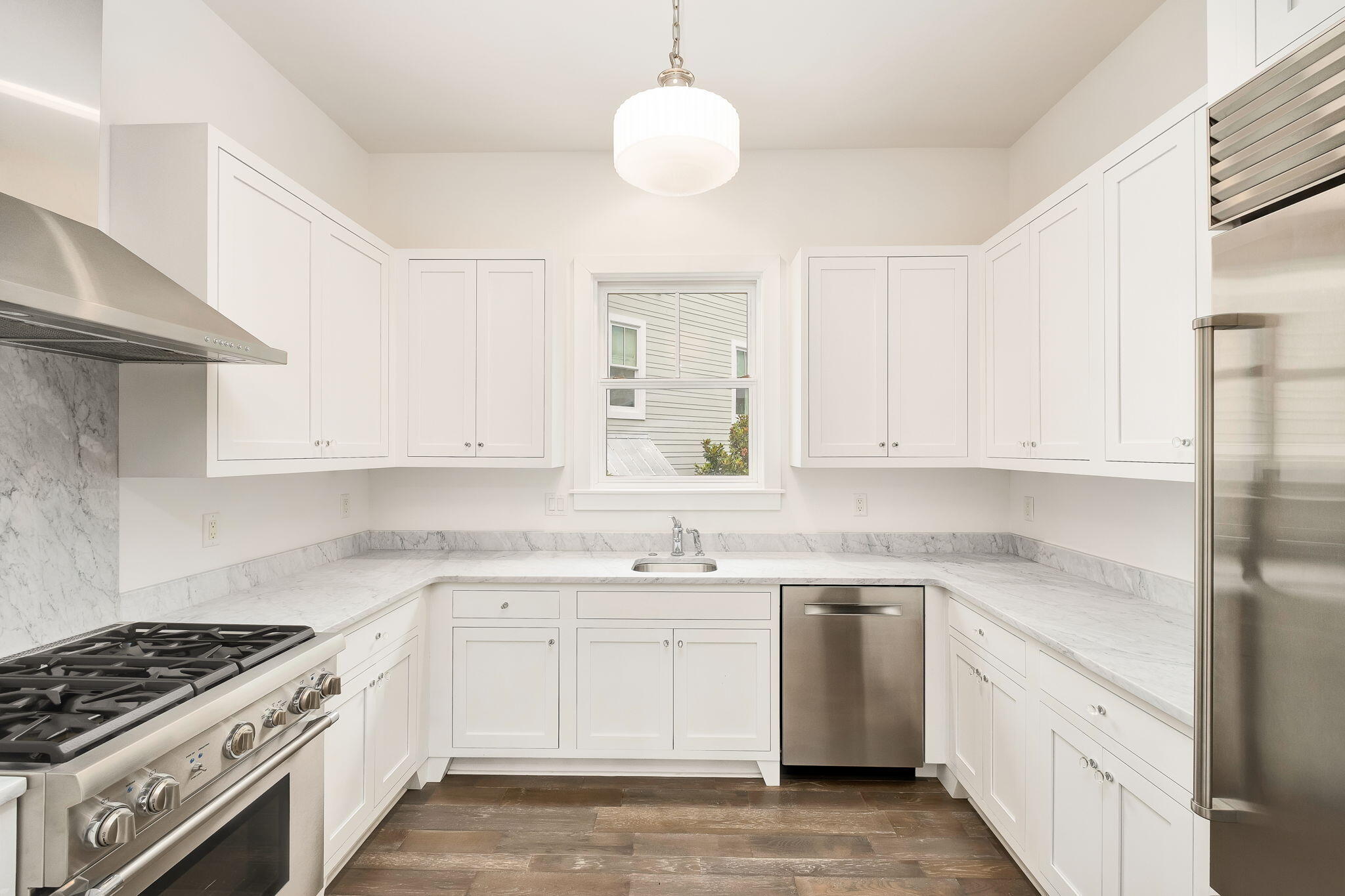 main property photo 68