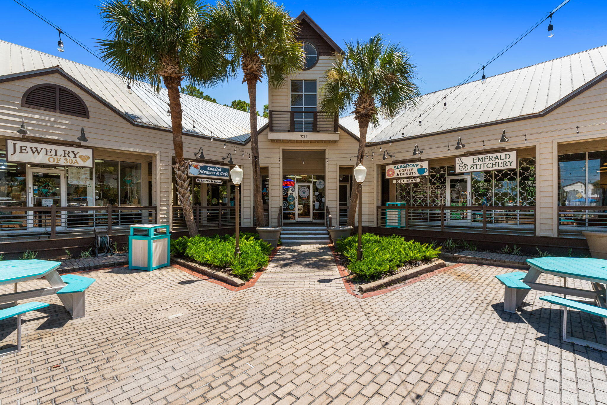 main property photo 20