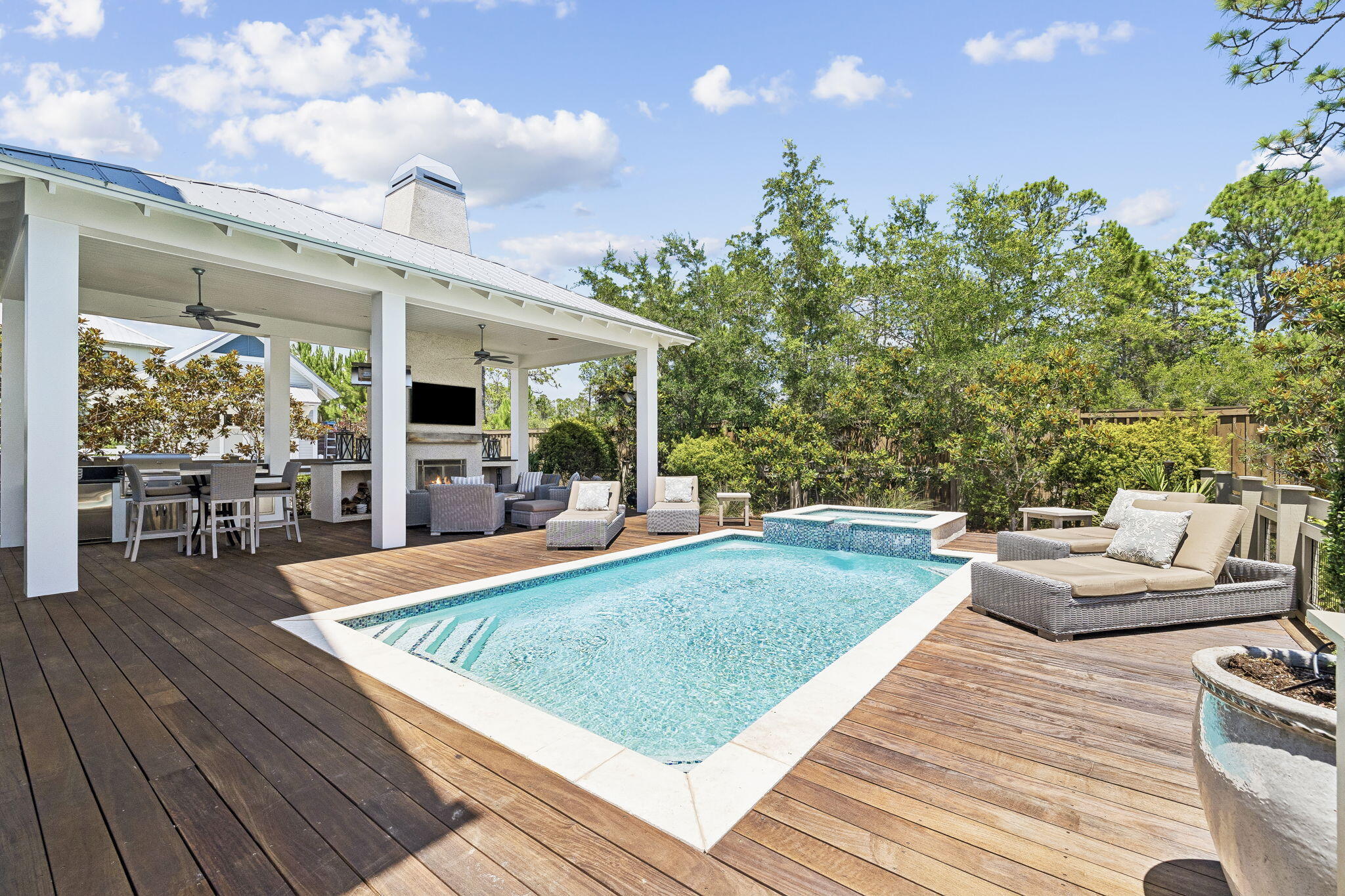 main property photo 76