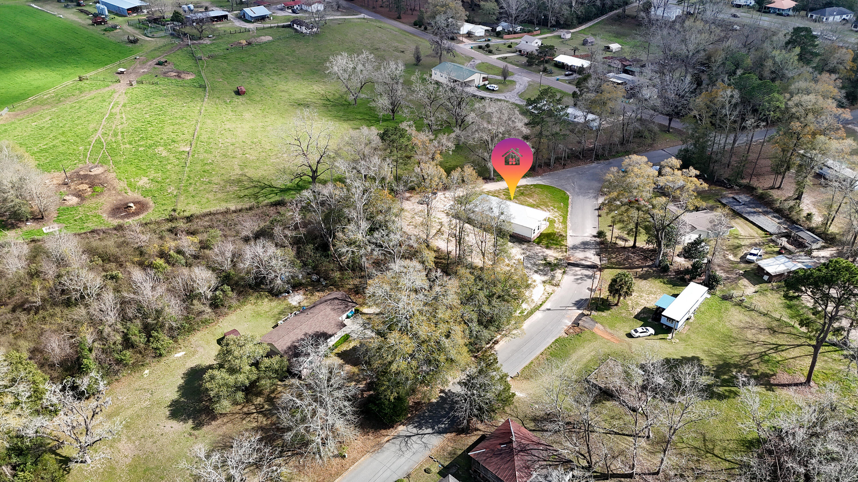 main property photo 37