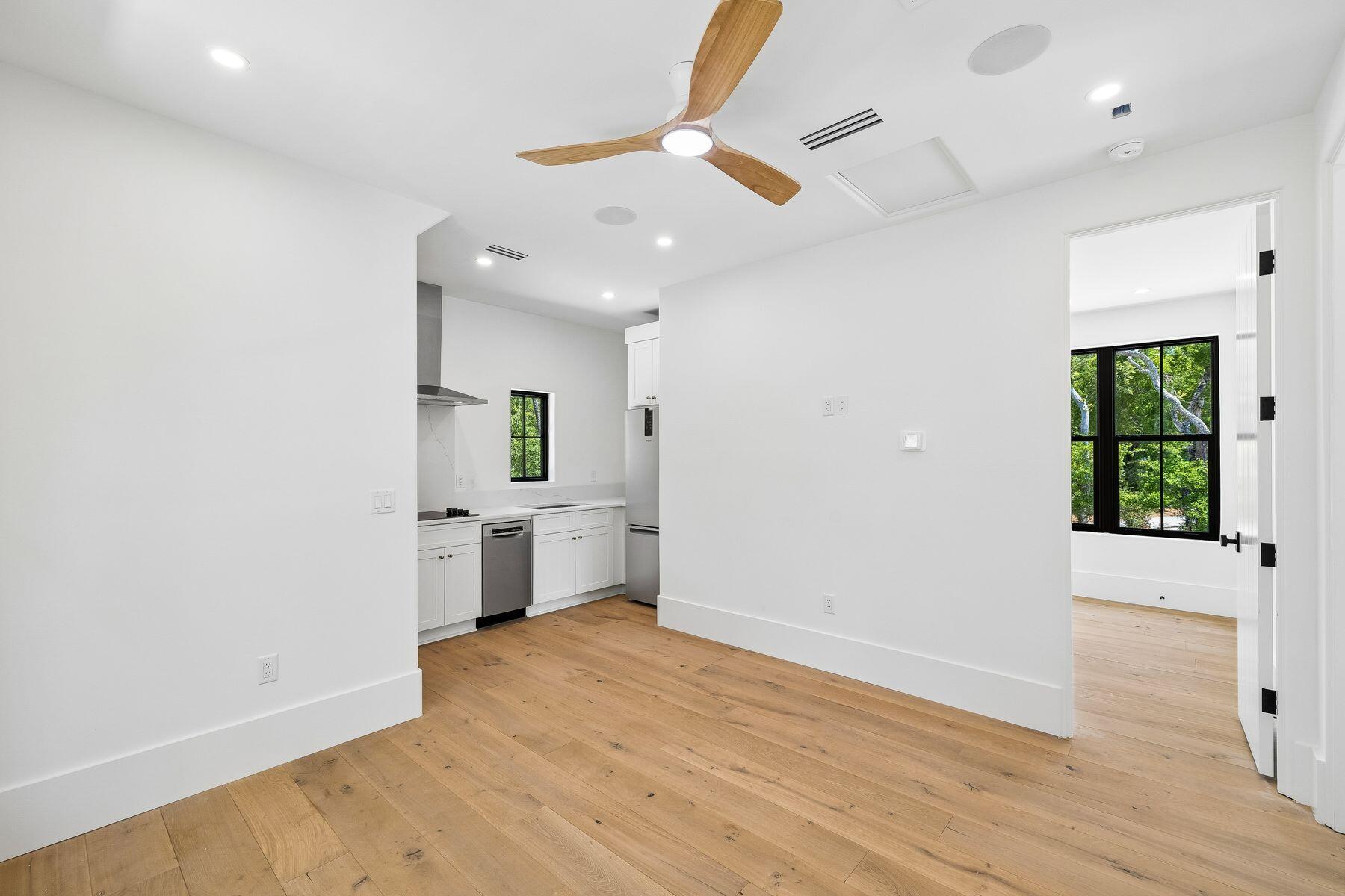 main property photo 76