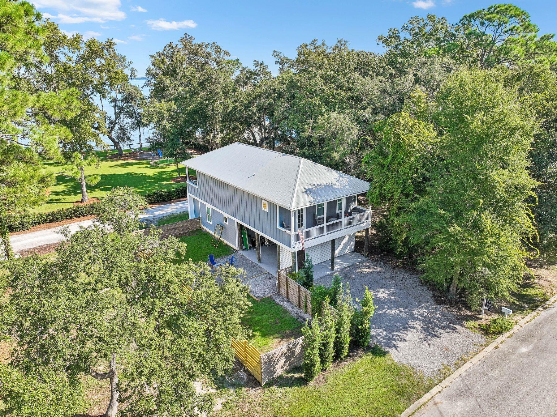 main property photo 40